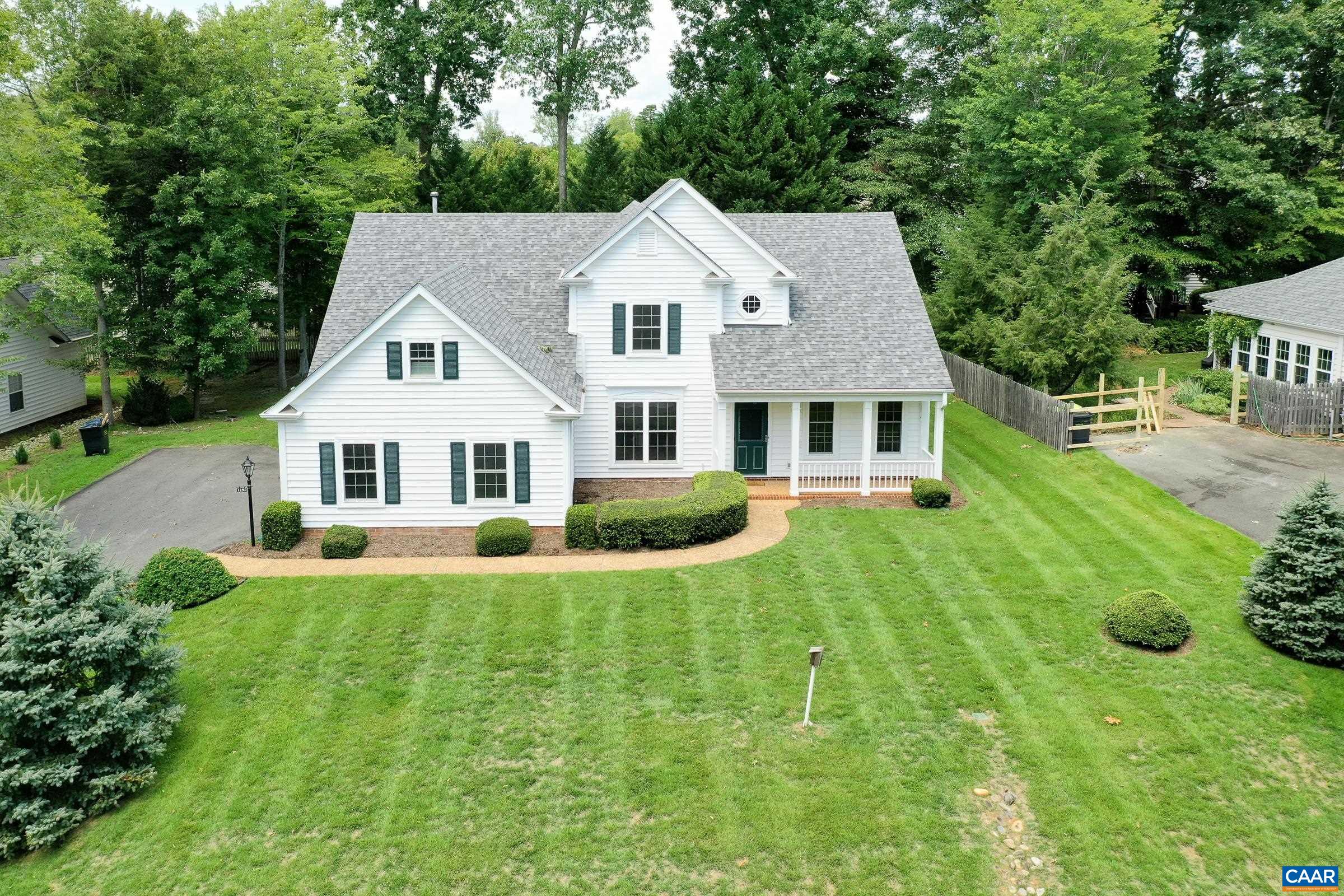 1290 RIVER CHASE LN