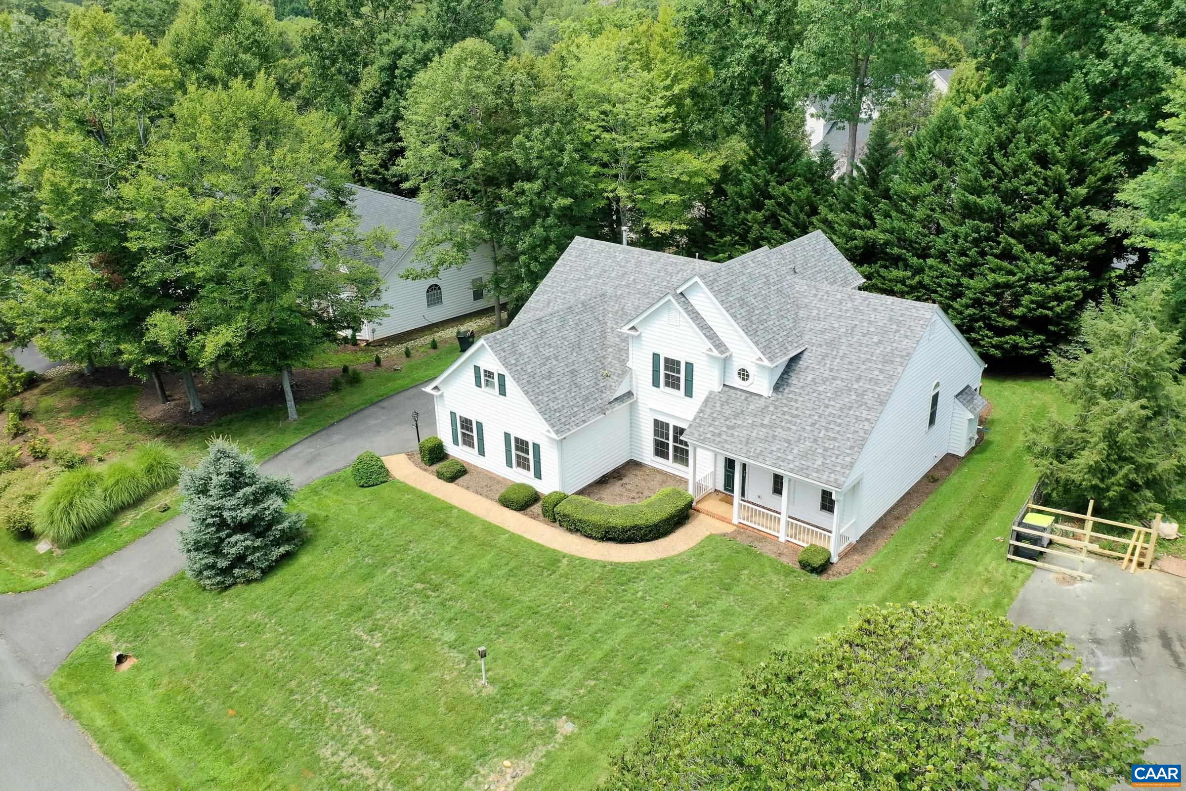 1290 RIVER CHASE LN