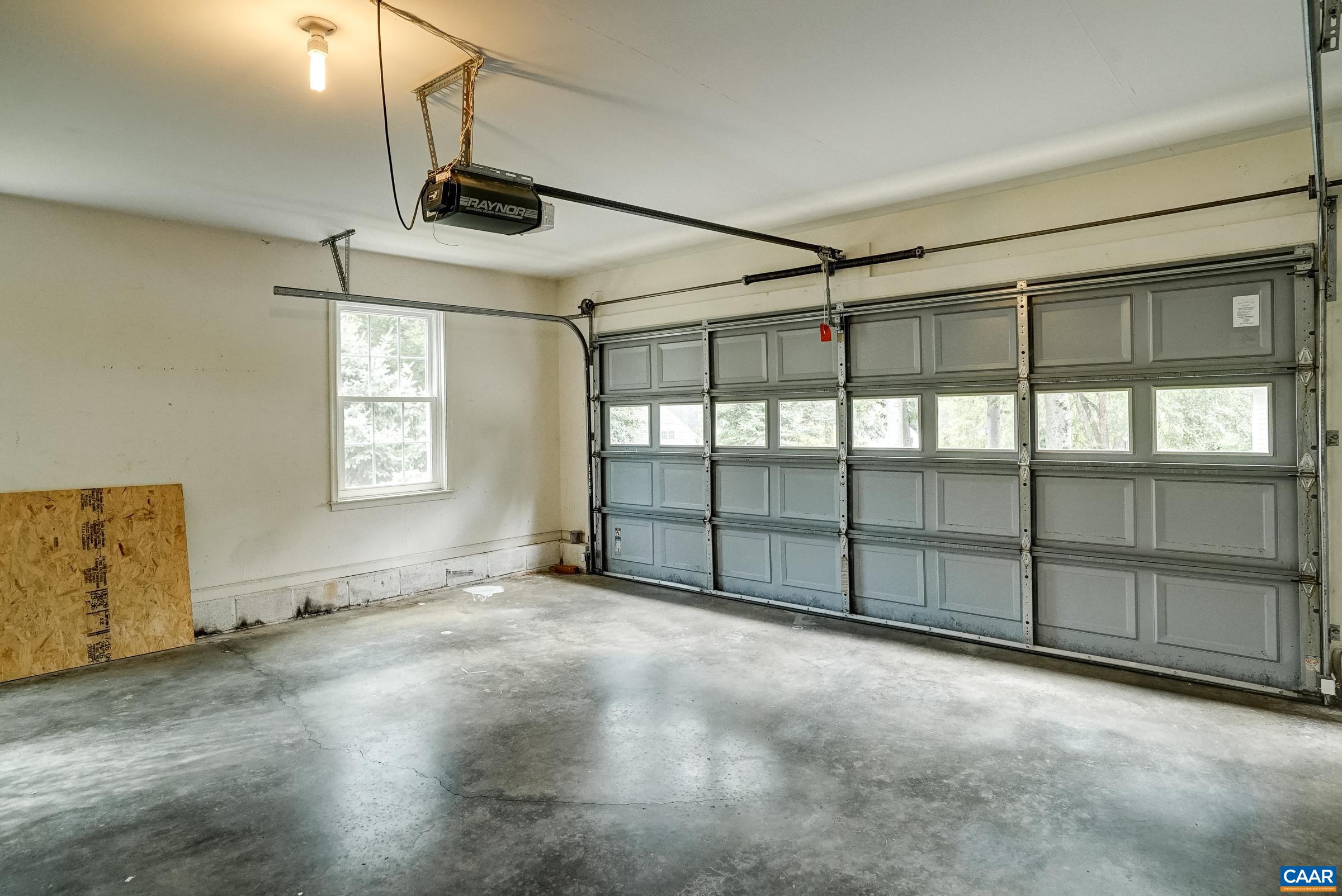 1290 RIVER CHASE LN