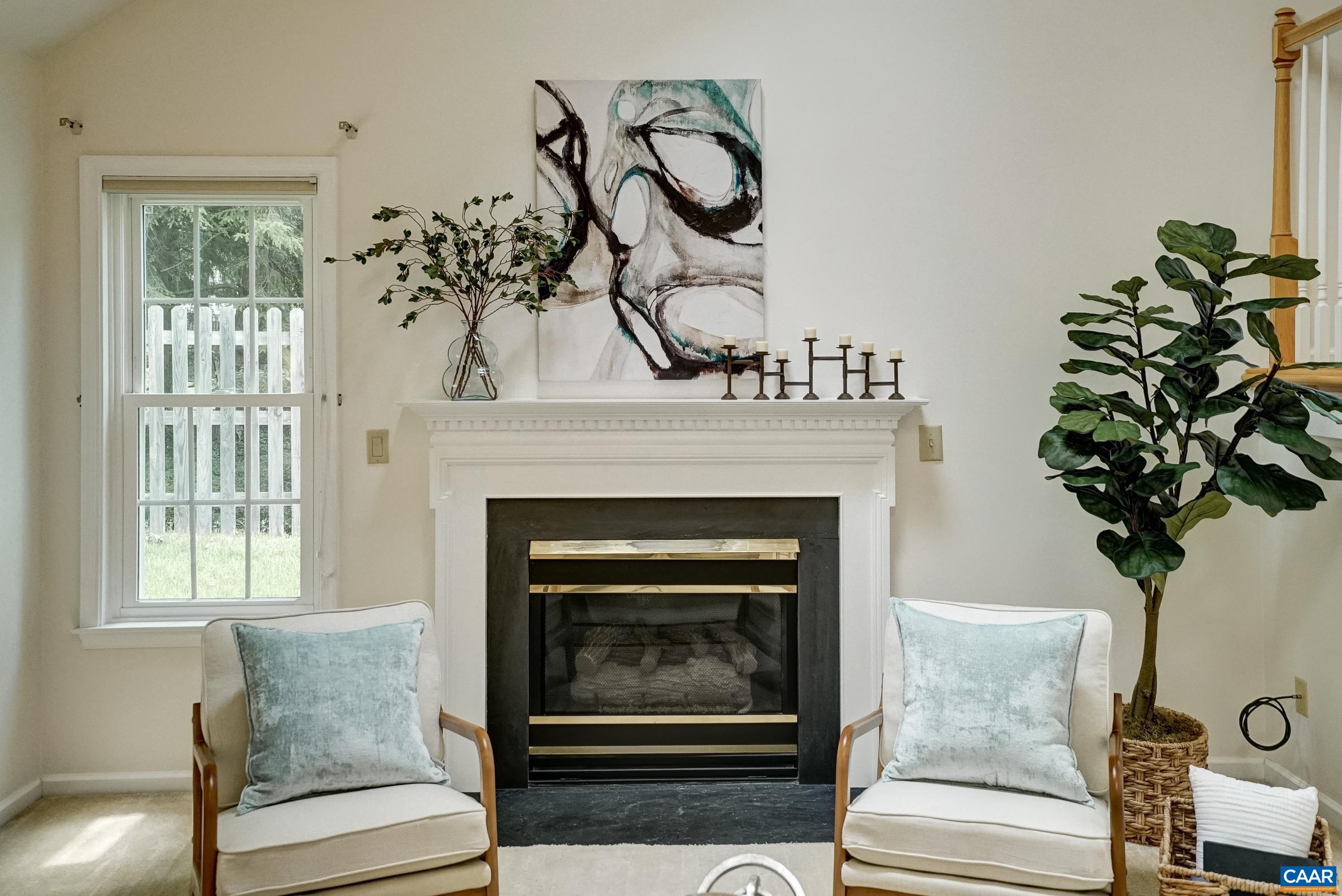 1290 RIVER CHASE LN