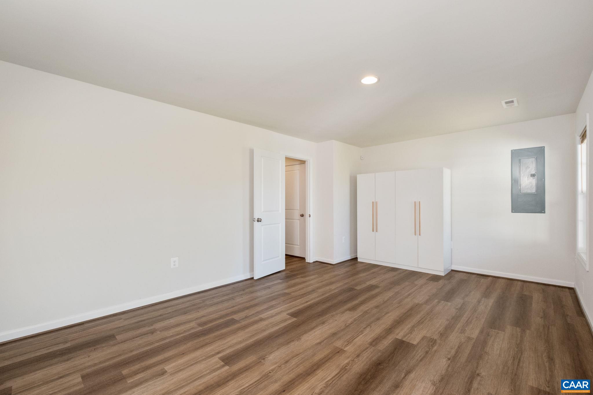 113 MAPLESHIRE CT