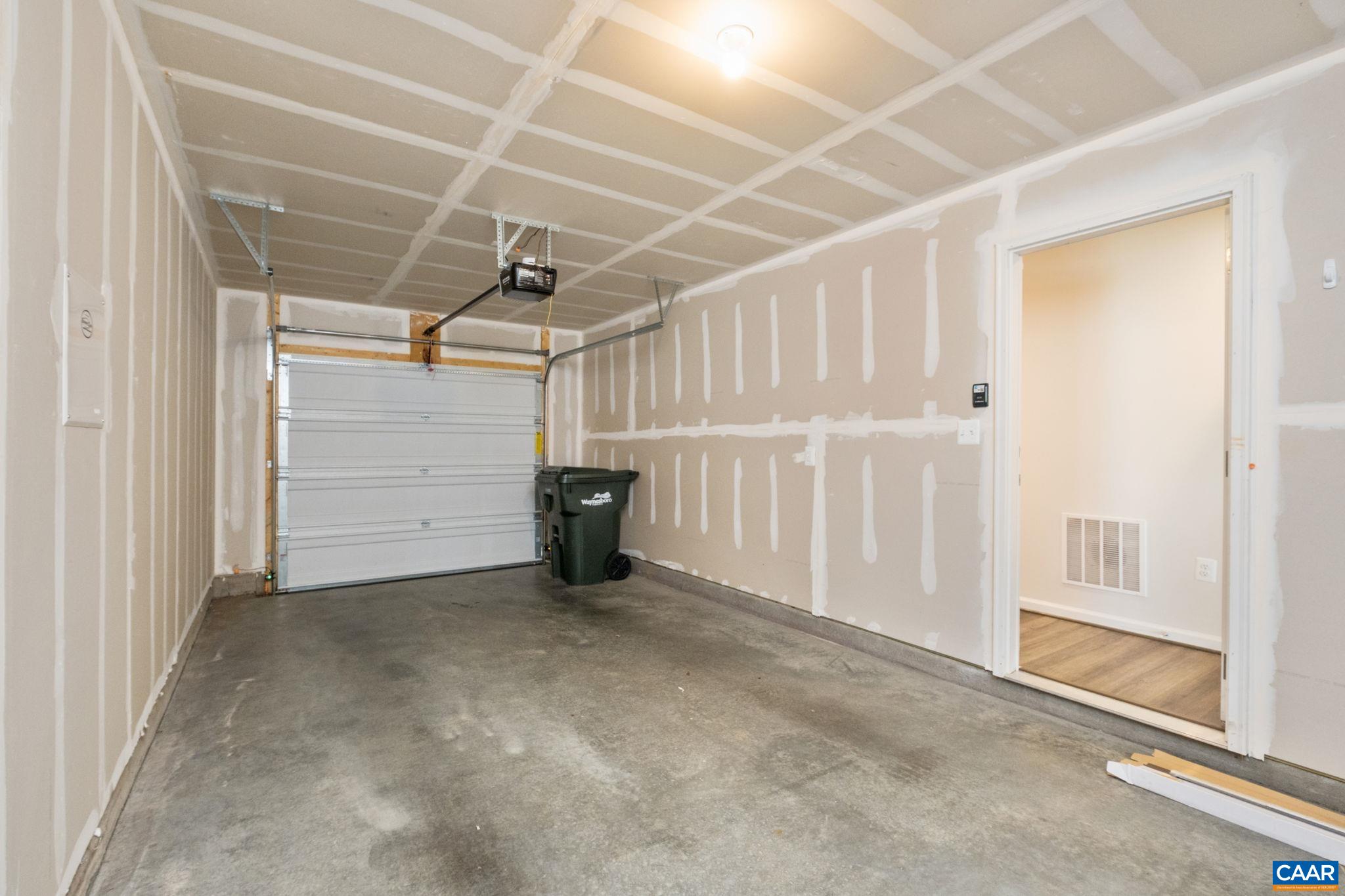 113 MAPLESHIRE CT