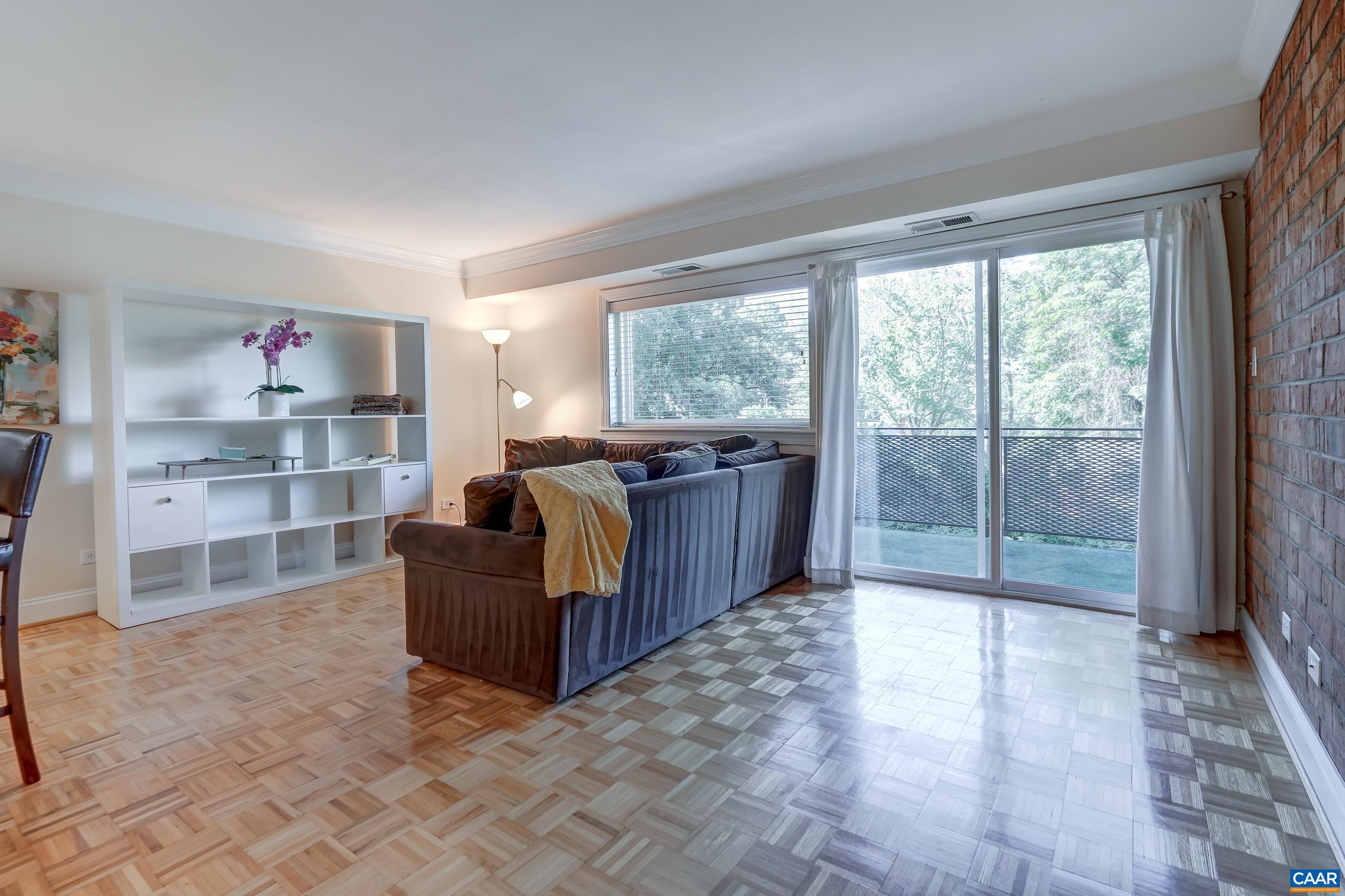 1800 JEFFERSON PARK AVE Unit: 58