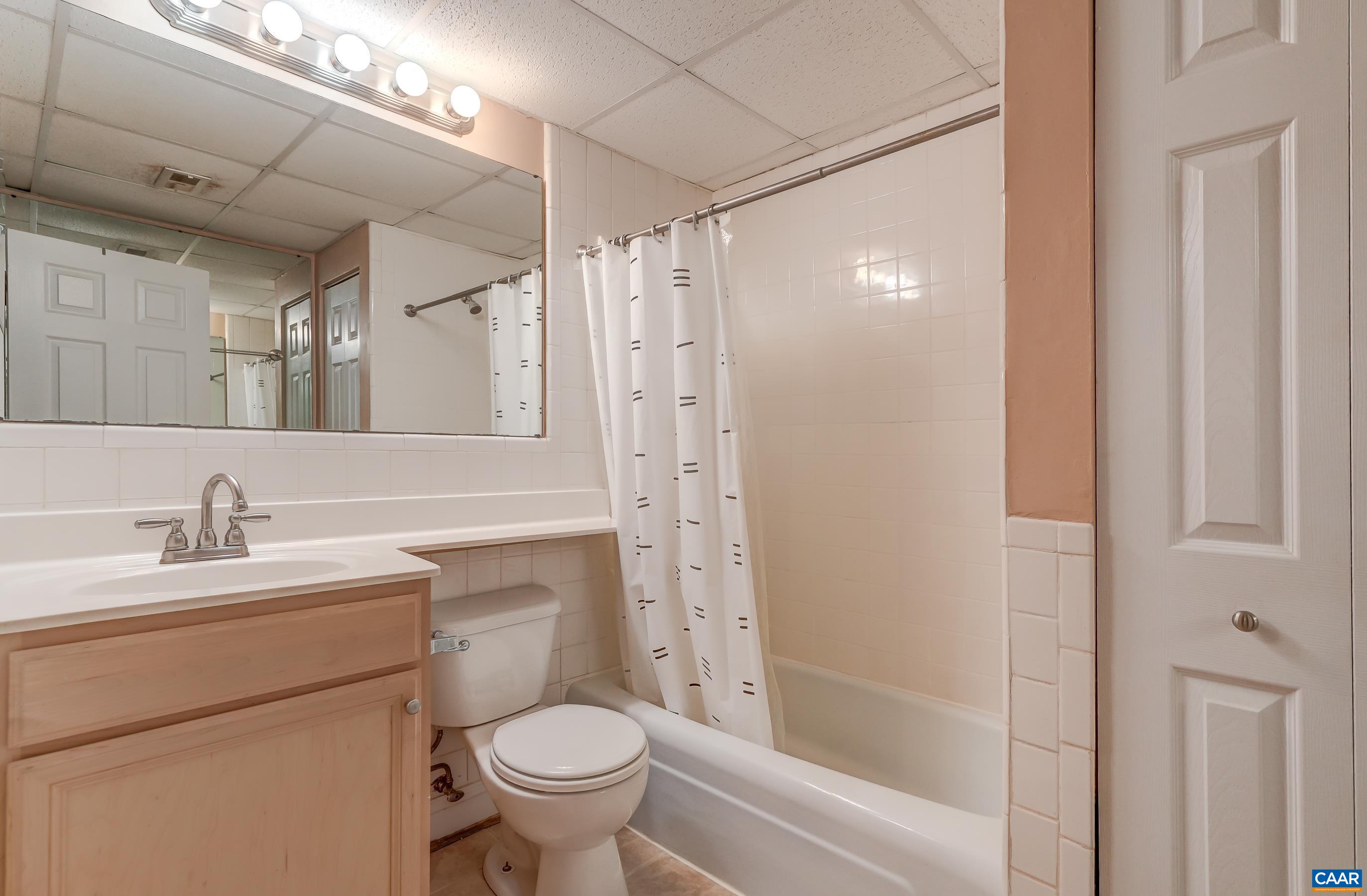 1800 JEFFERSON PARK AVE Unit: 58