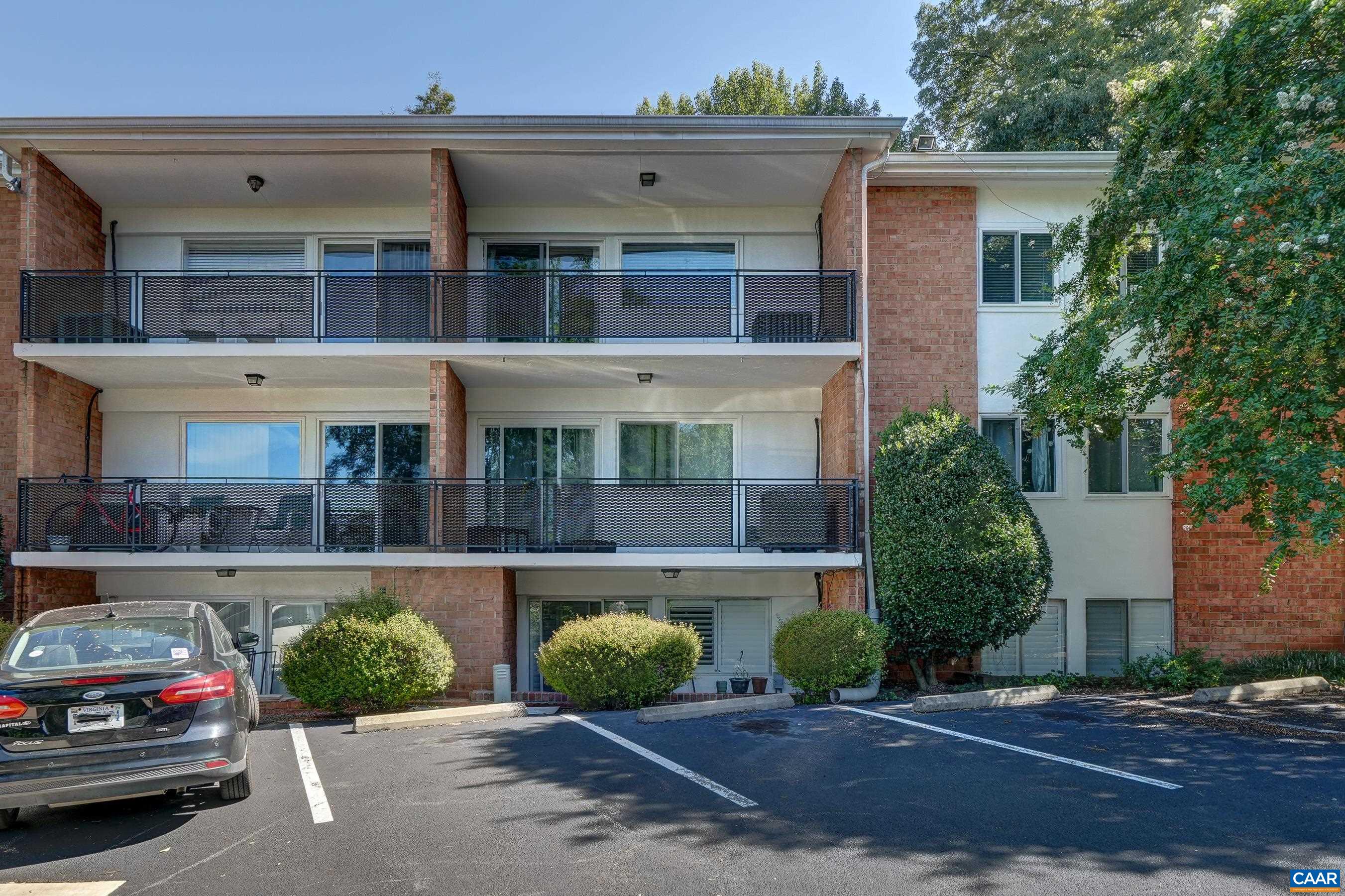 1800 JEFFERSON PARK AVE Unit: 58