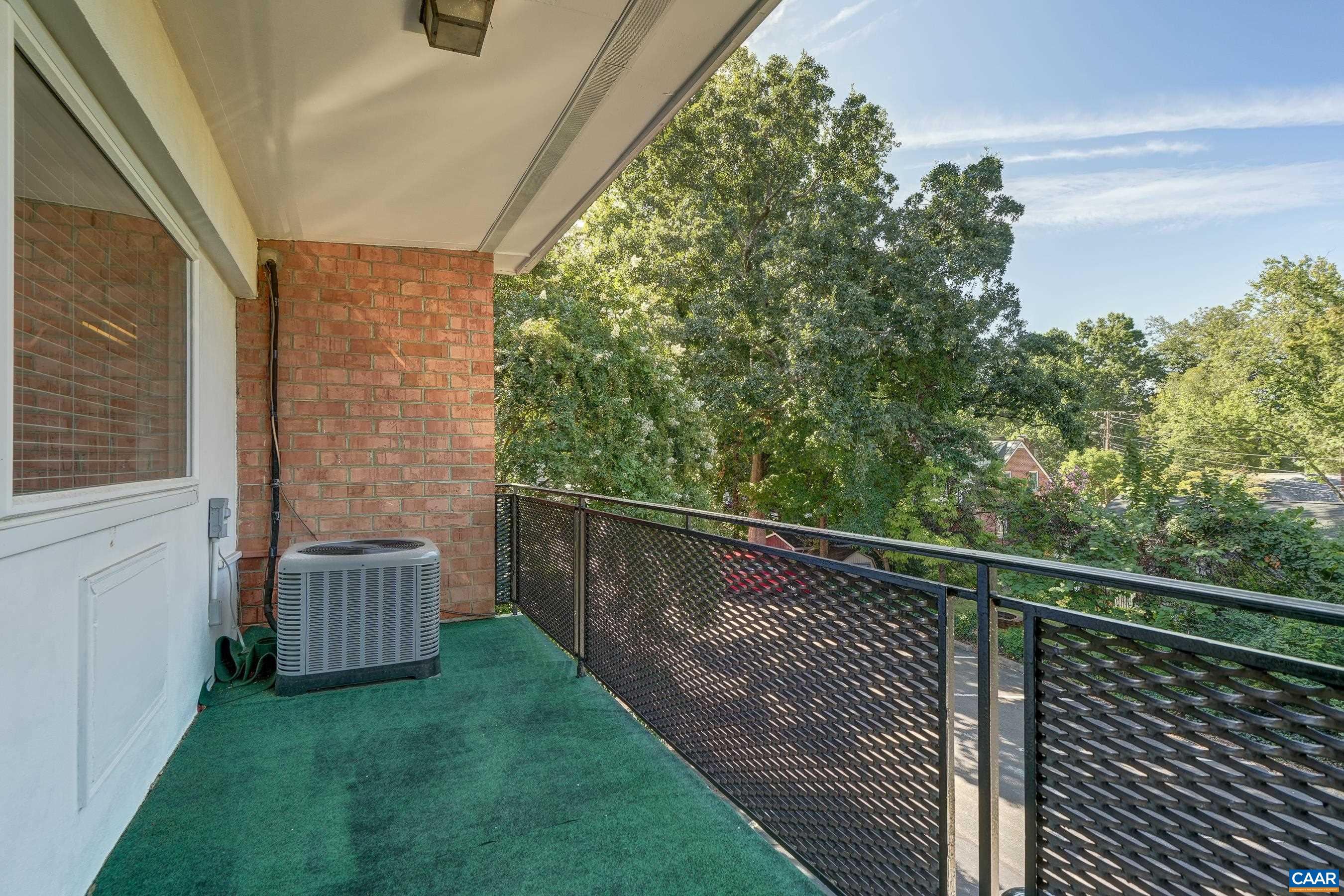 1800 JEFFERSON PARK AVE Unit: 58