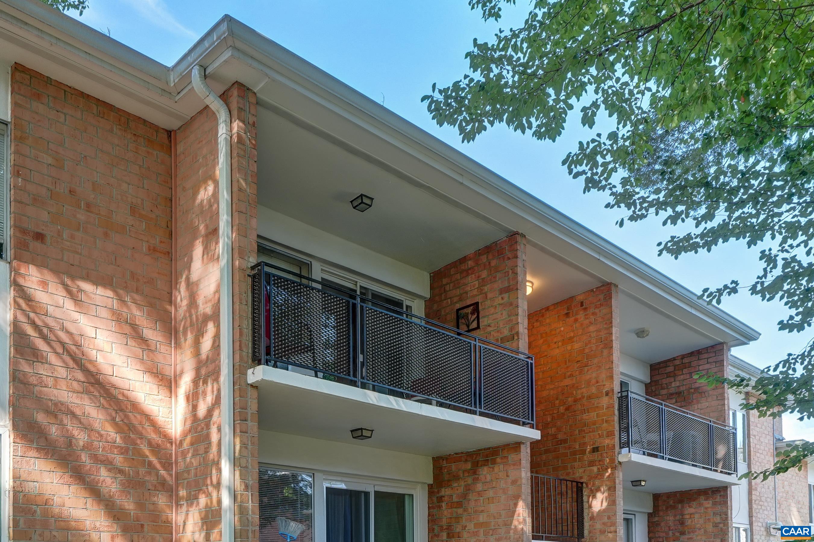 1800 JEFFERSON PARK AVE Unit: 58