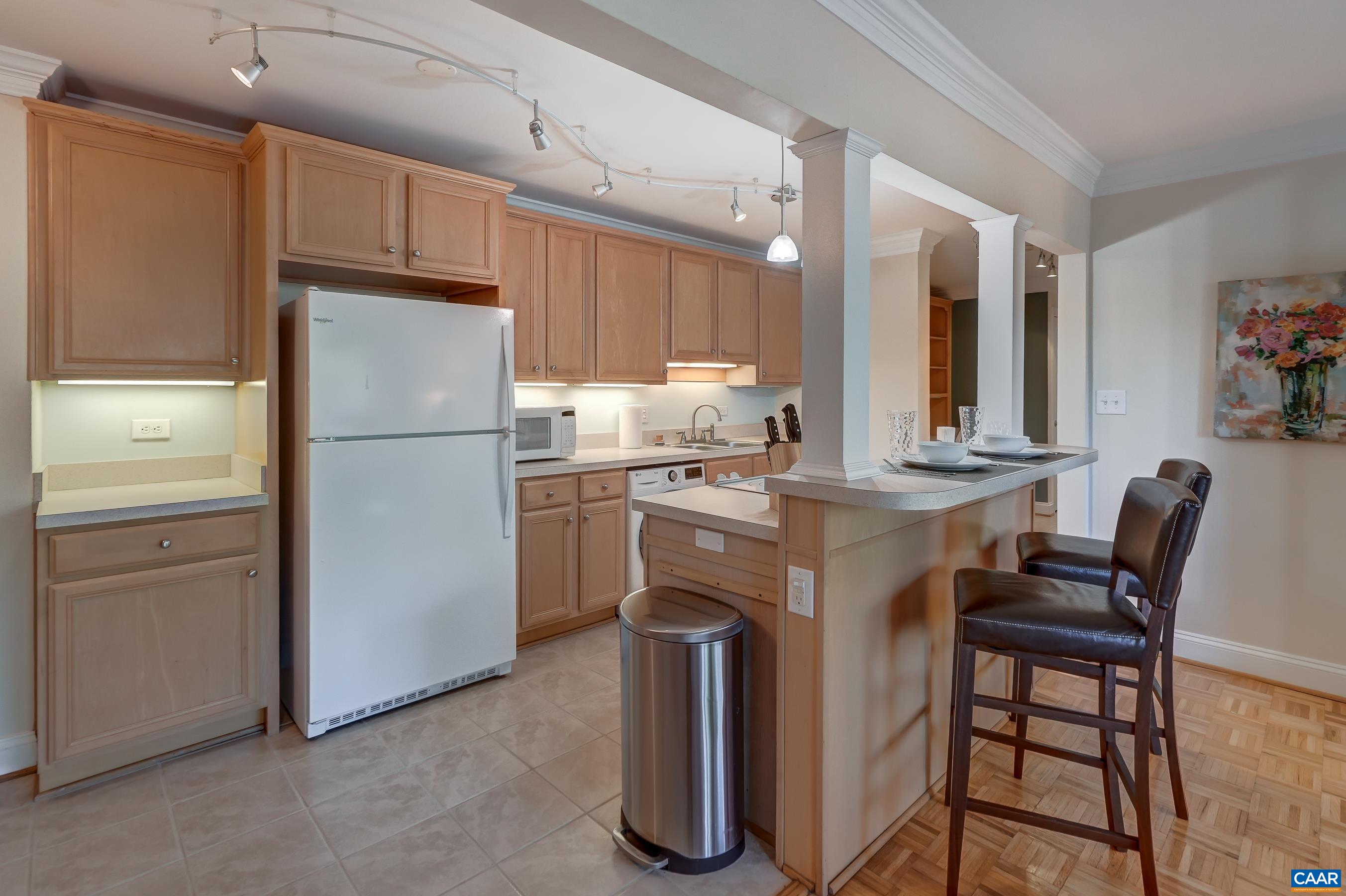 1800 JEFFERSON PARK AVE Unit: 58