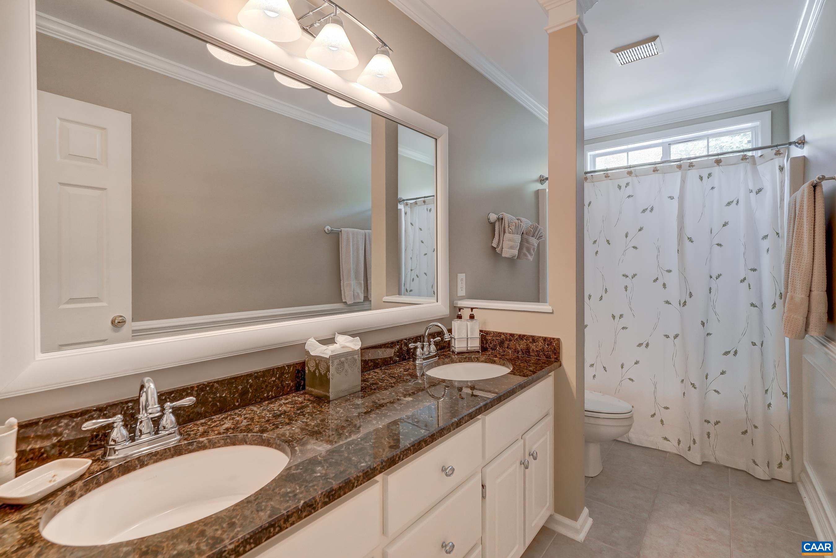 1376 DUNLORA DR