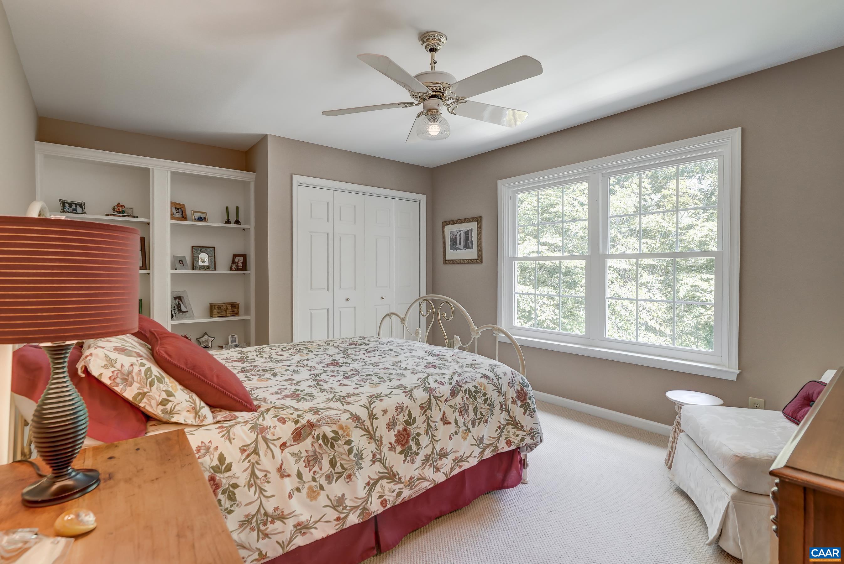 1376 DUNLORA DR
