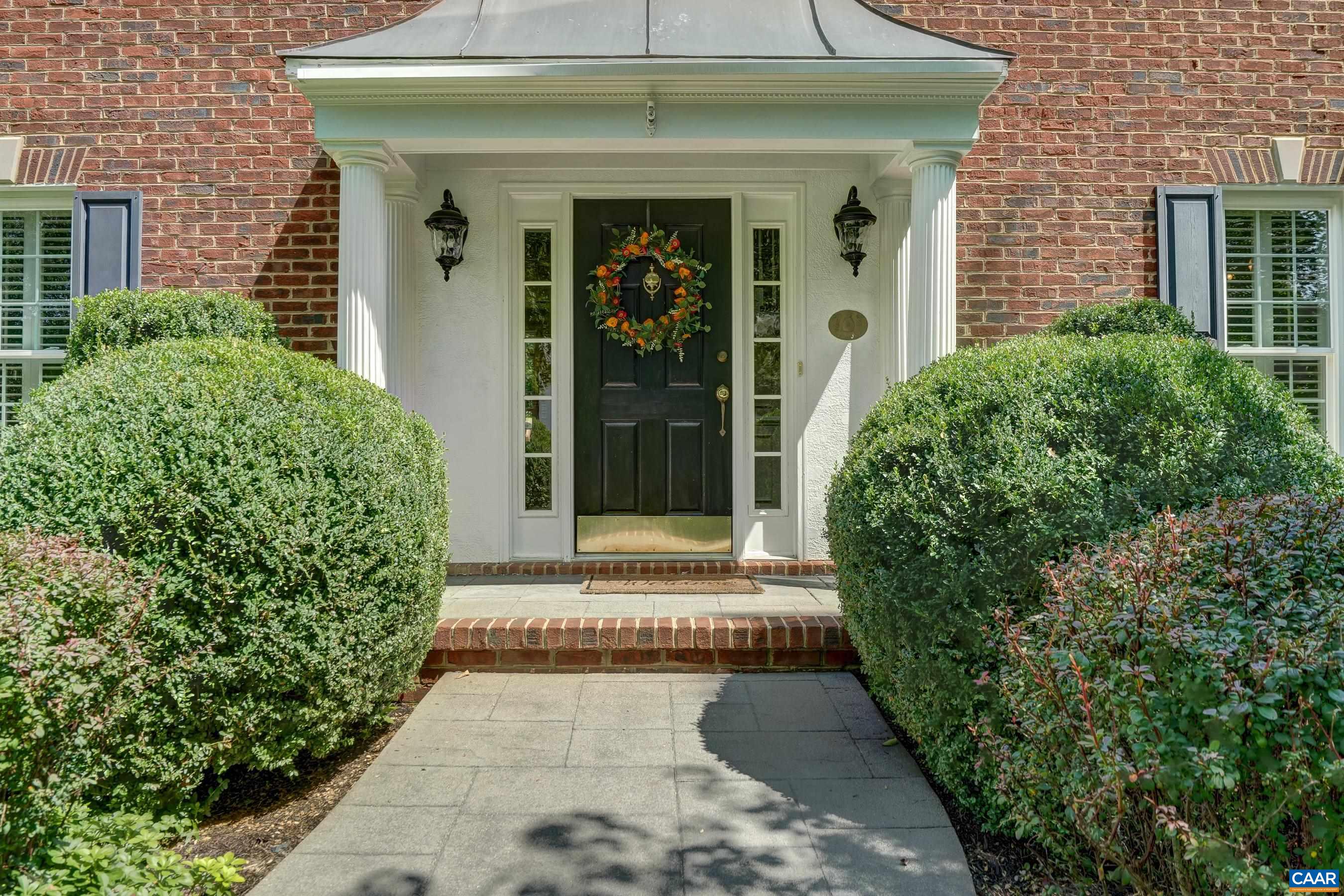1376 DUNLORA DR