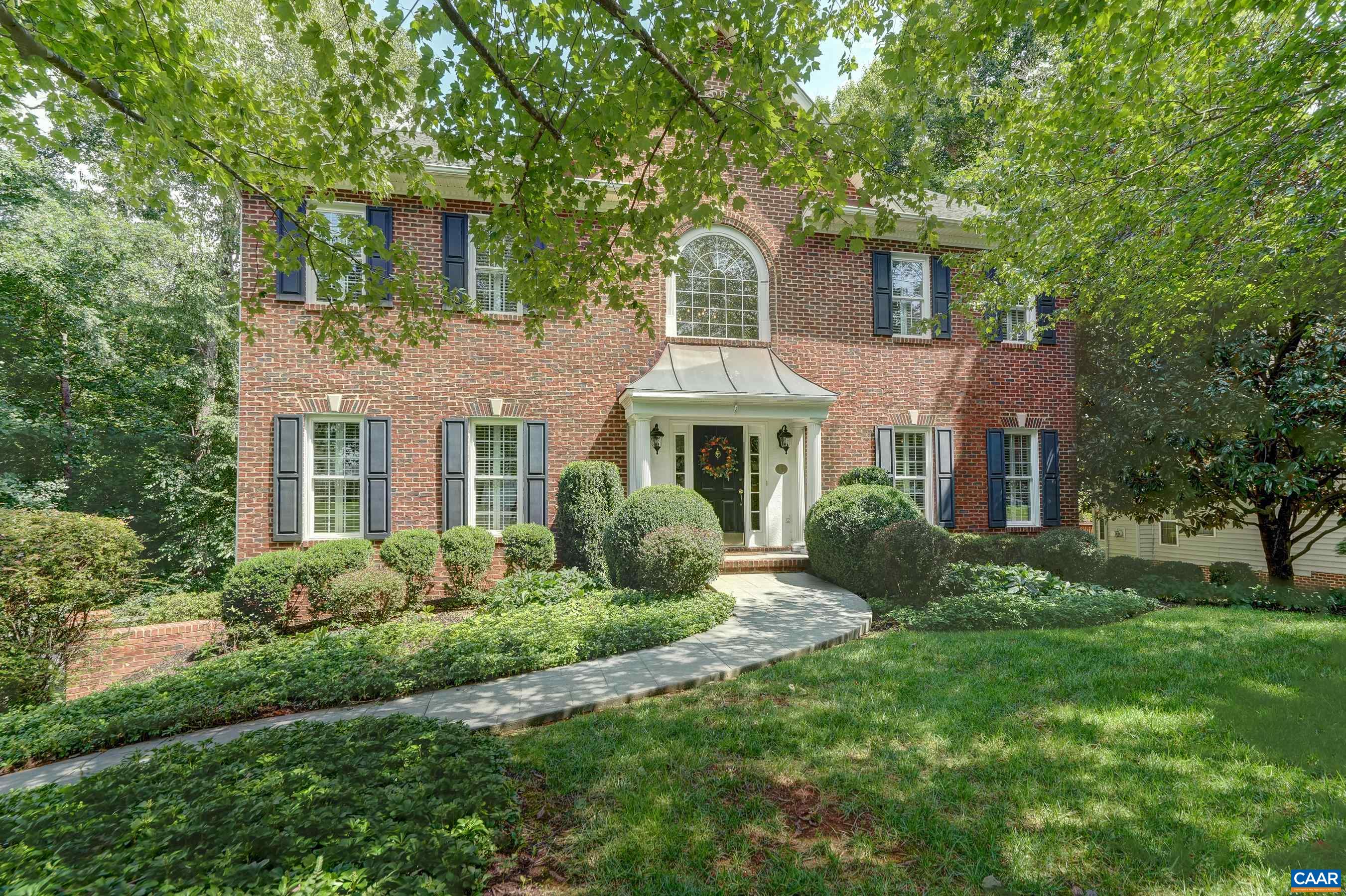 1376 DUNLORA DR