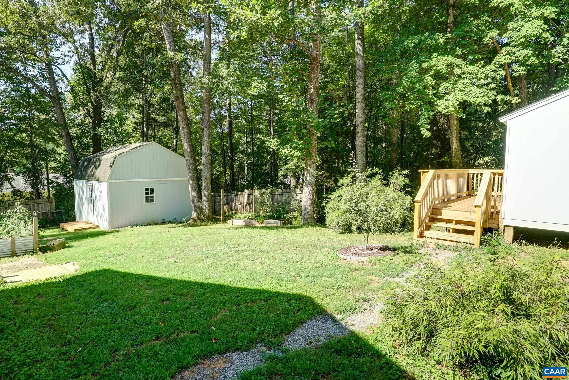 688 CARNATION RD