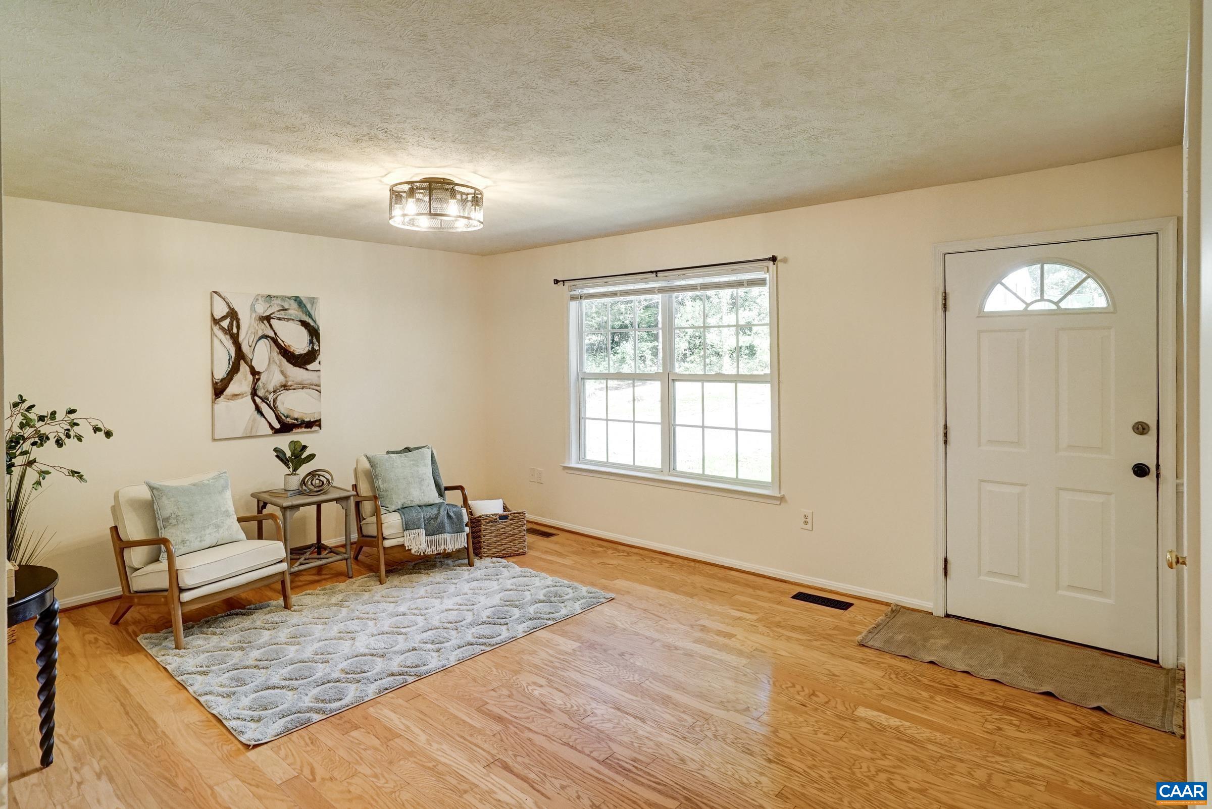 688 CARNATION RD