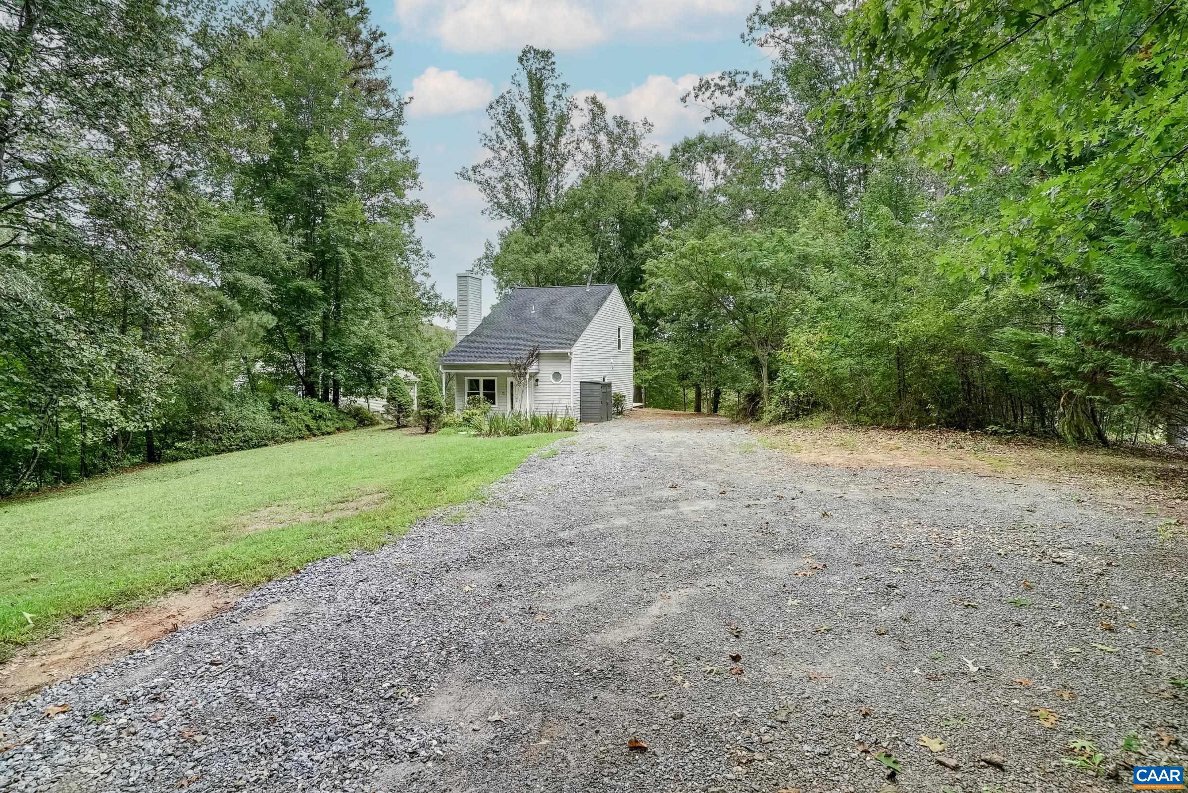 112 WEST DAFFODIL RD