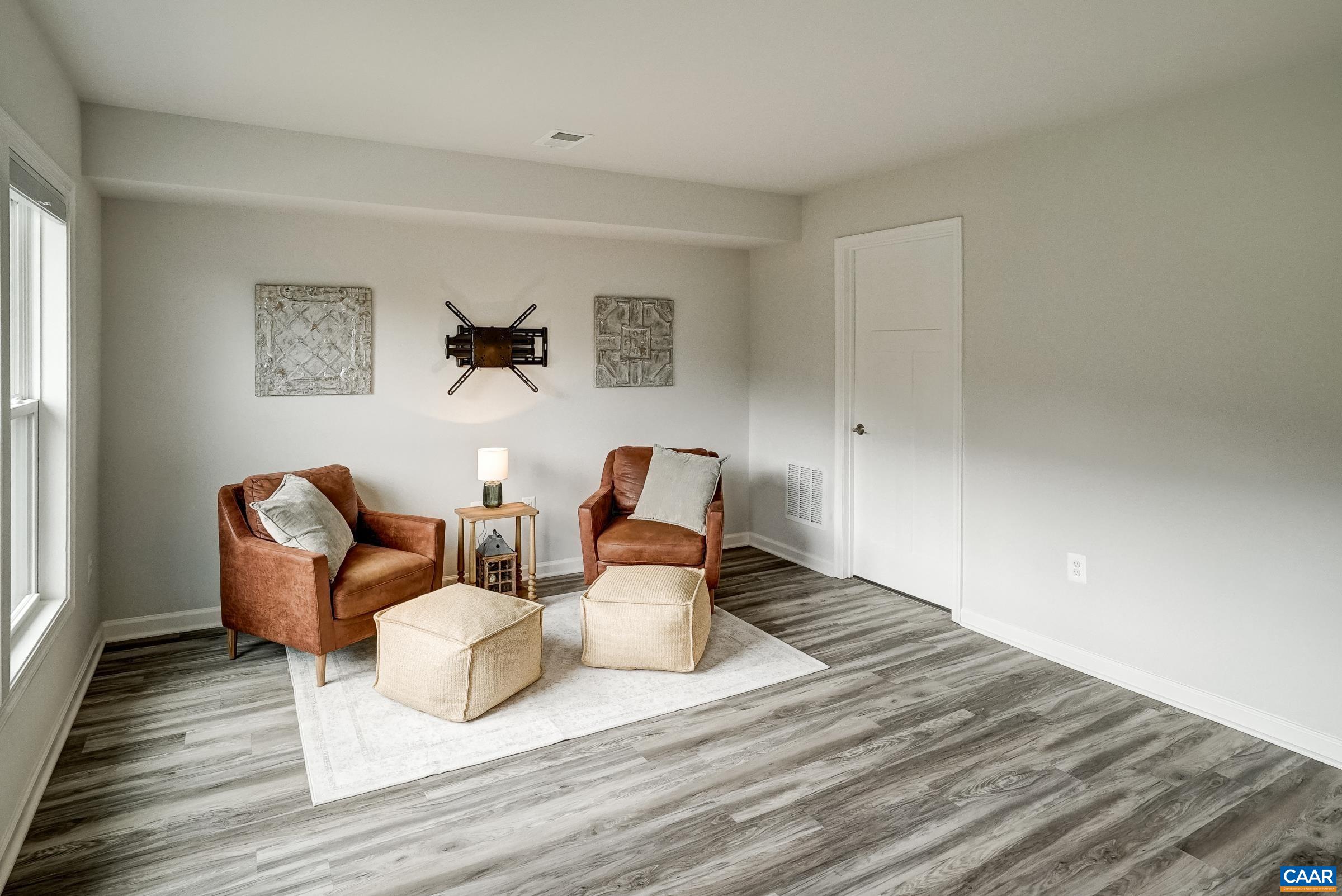 4513 BERWYN LN