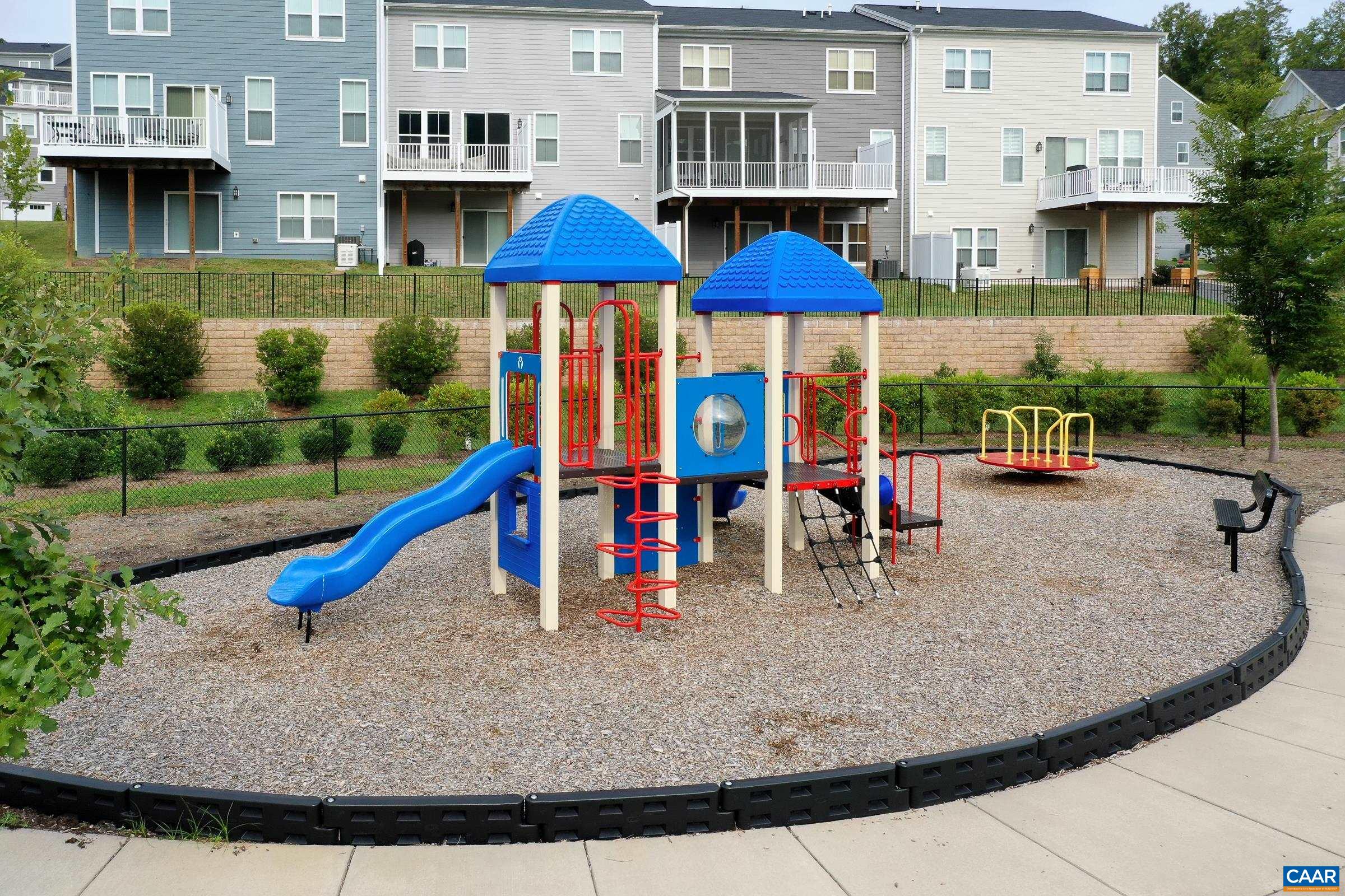 4513 BERWYN LN