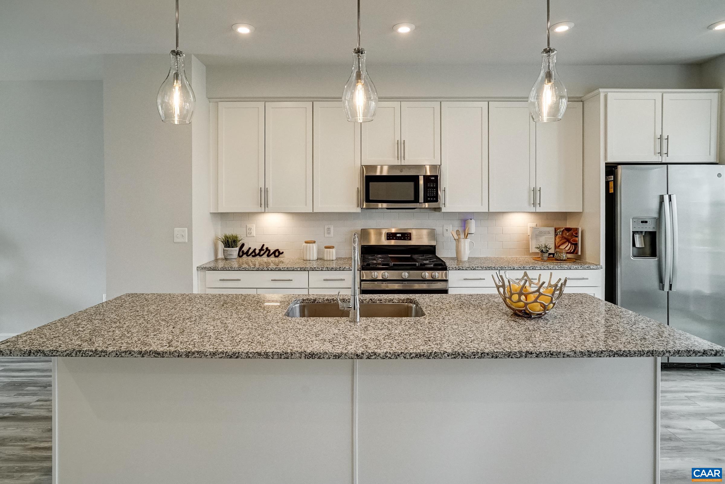 4513 BERWYN LN