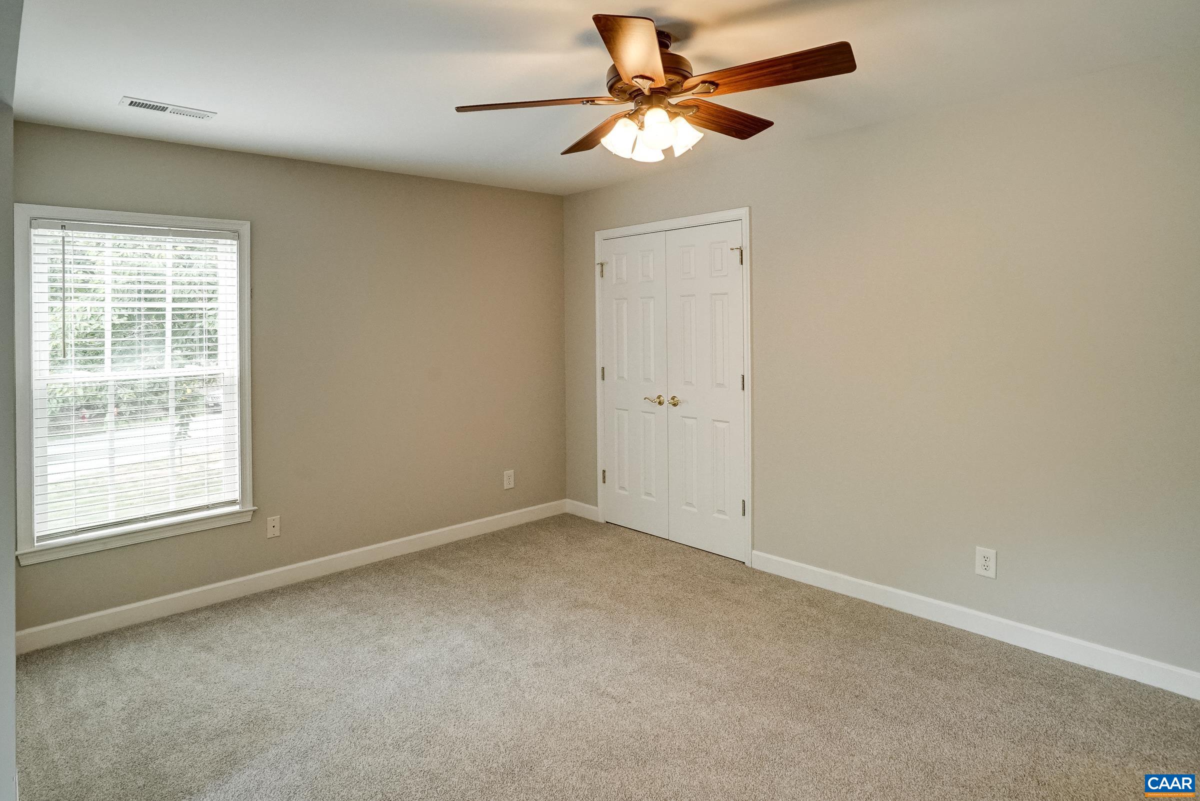 1230 DUNLORA DR