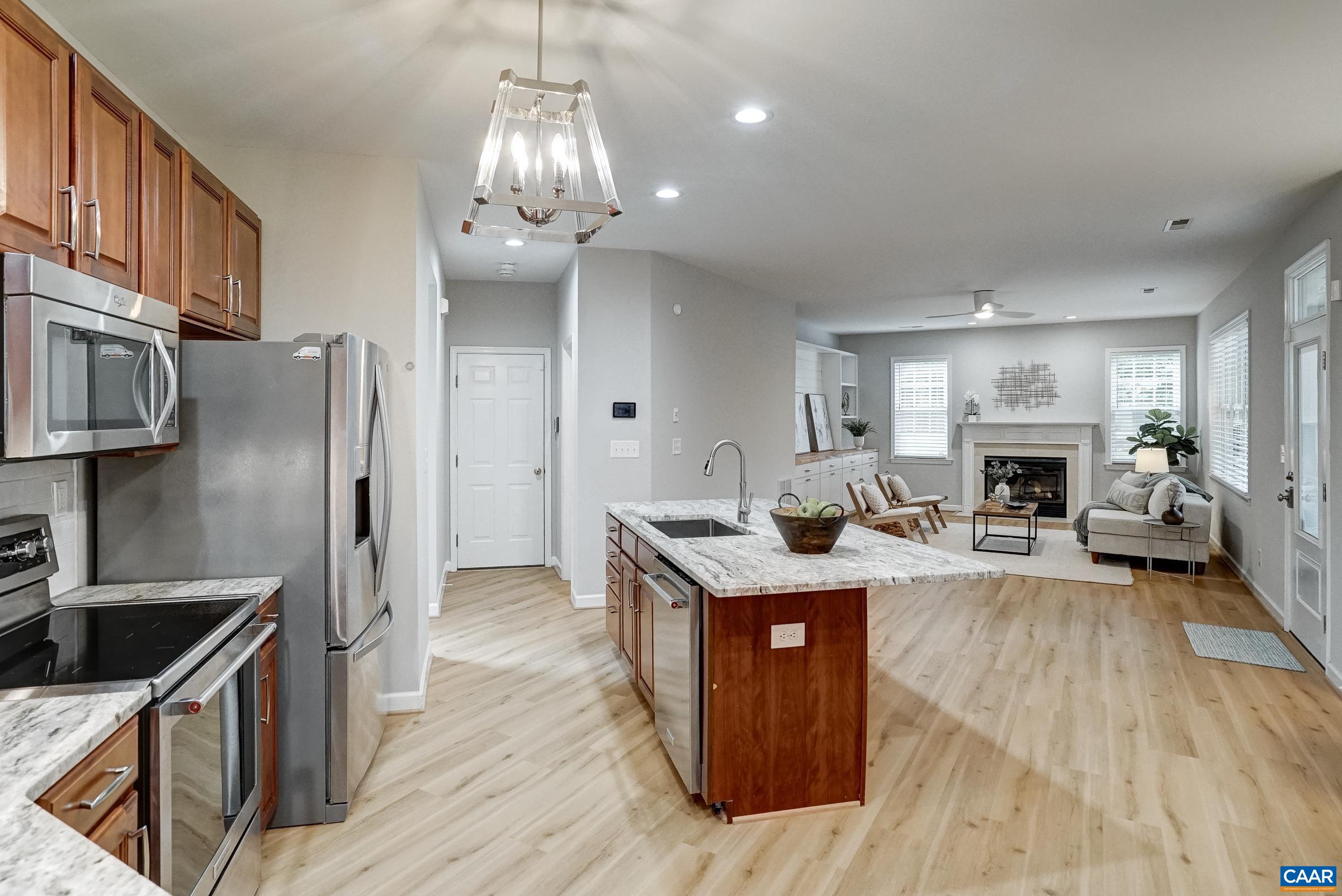 1230 DUNLORA DR