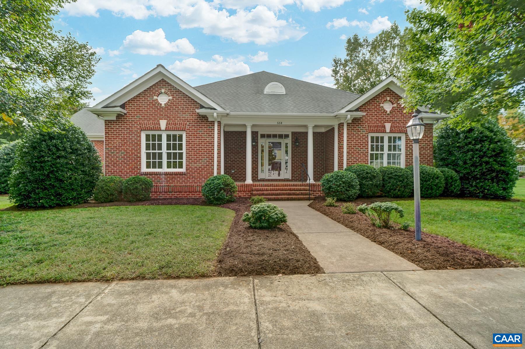 664 HADEN LN