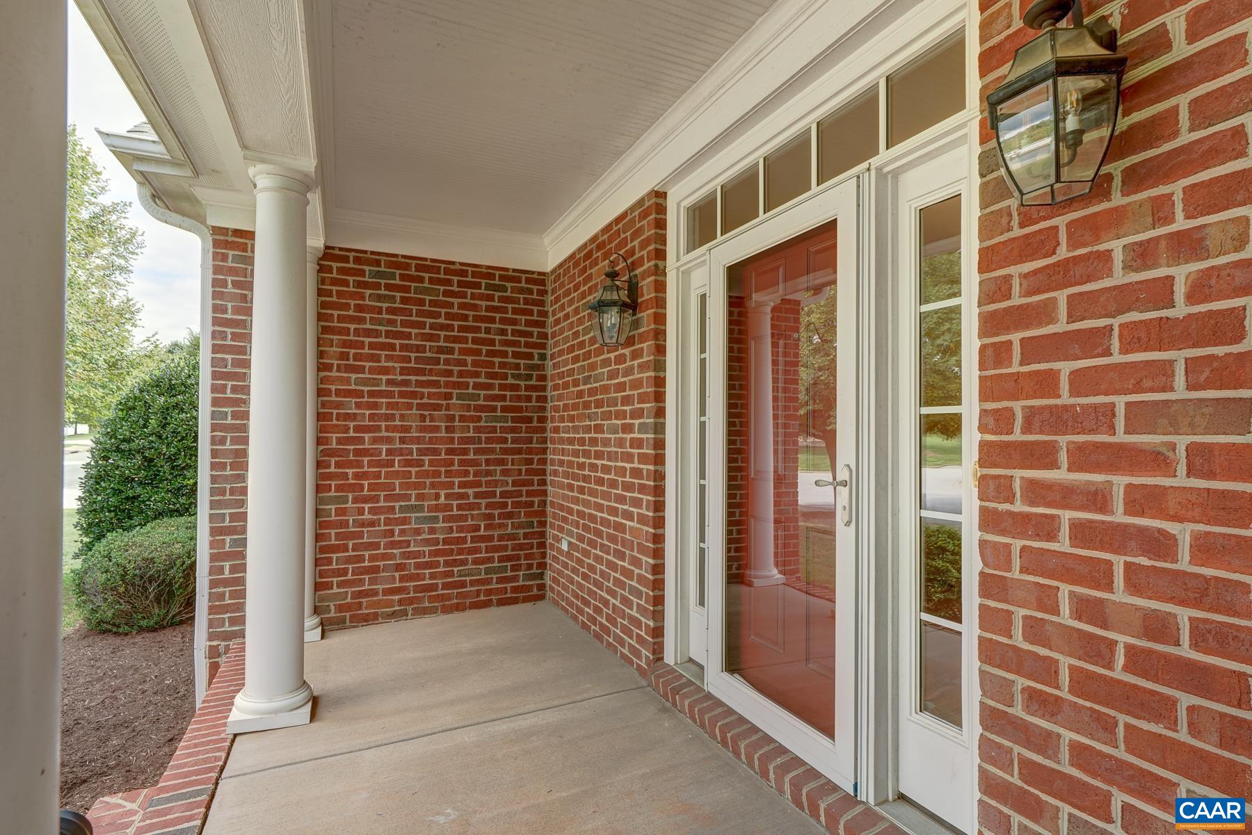 664 HADEN LN