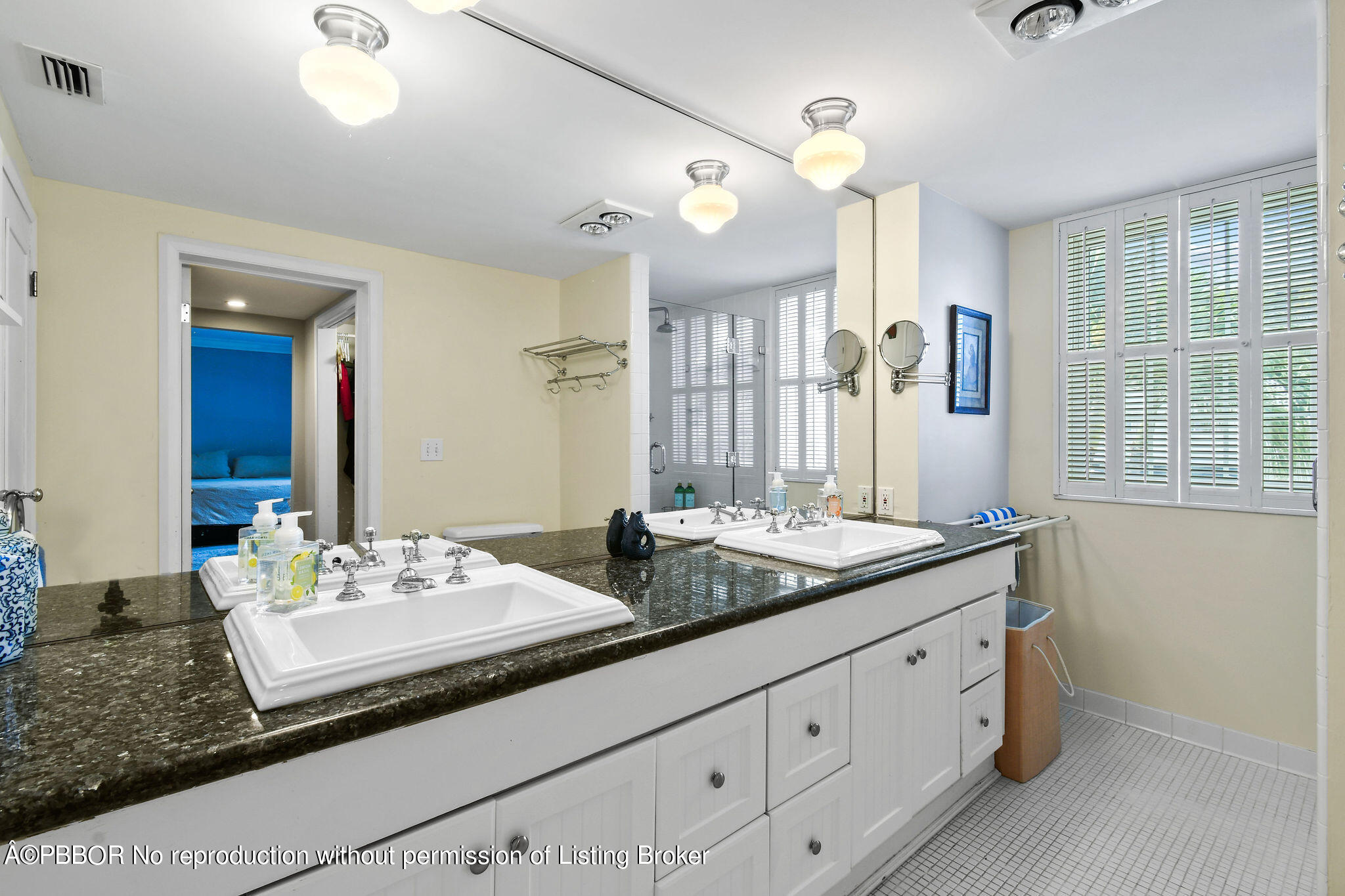 226 Brazilian Avenue, 2 D