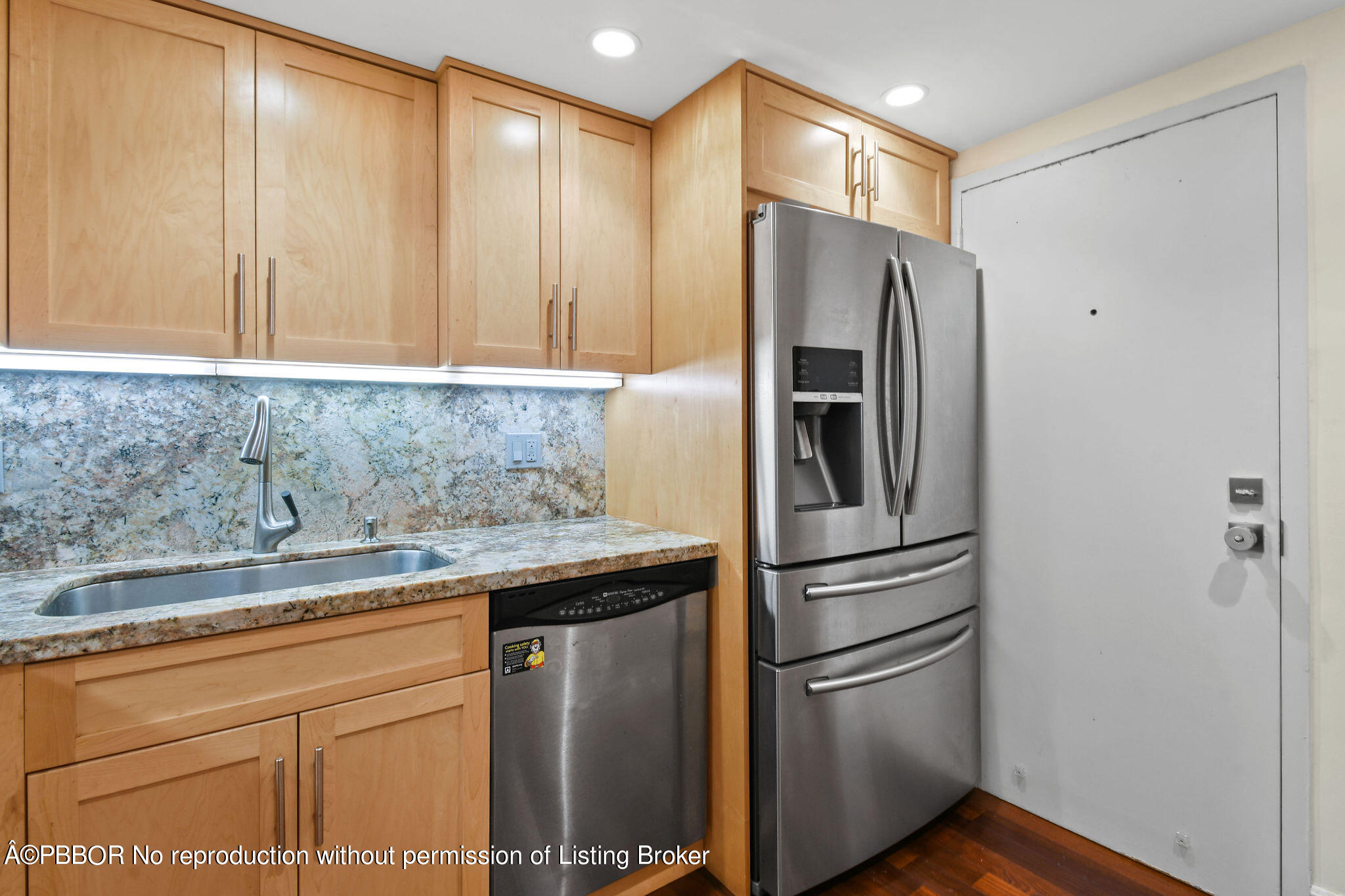 226 Brazilian Avenue, 2 D