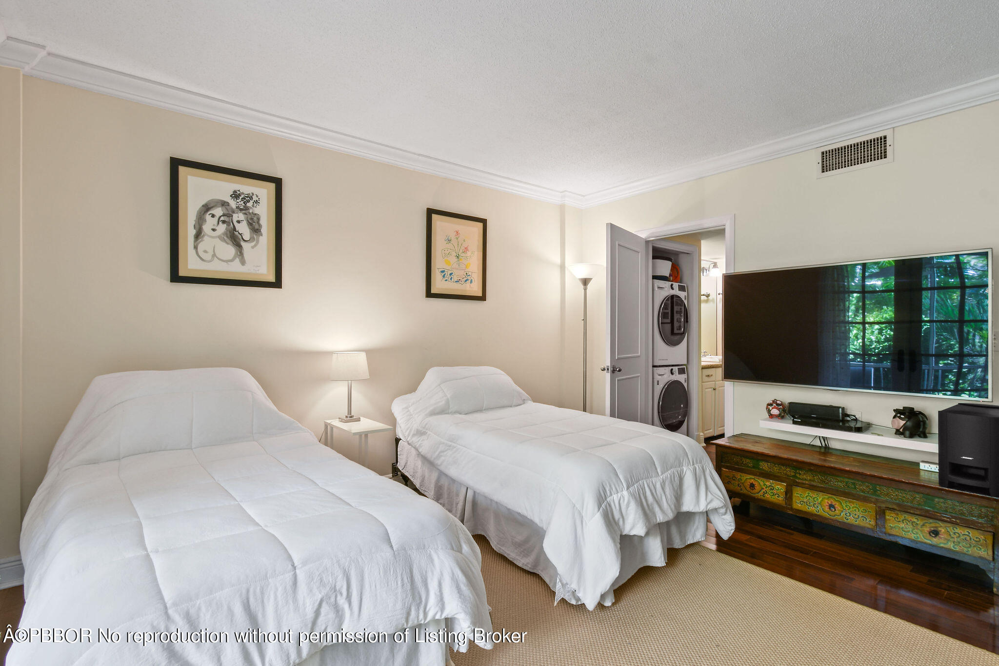 226 Brazilian Avenue, 2 D