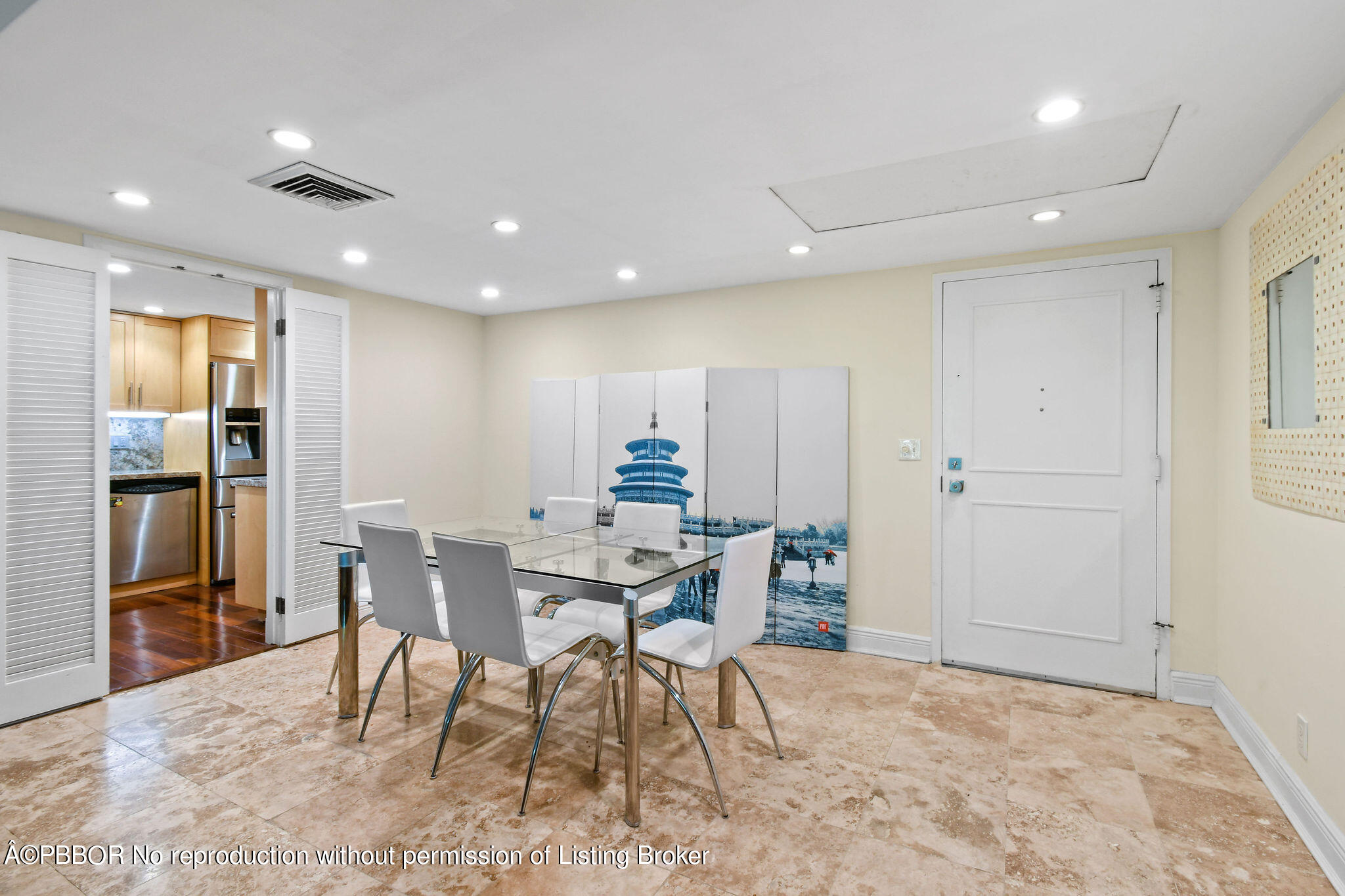 226 Brazilian Avenue, 2 D