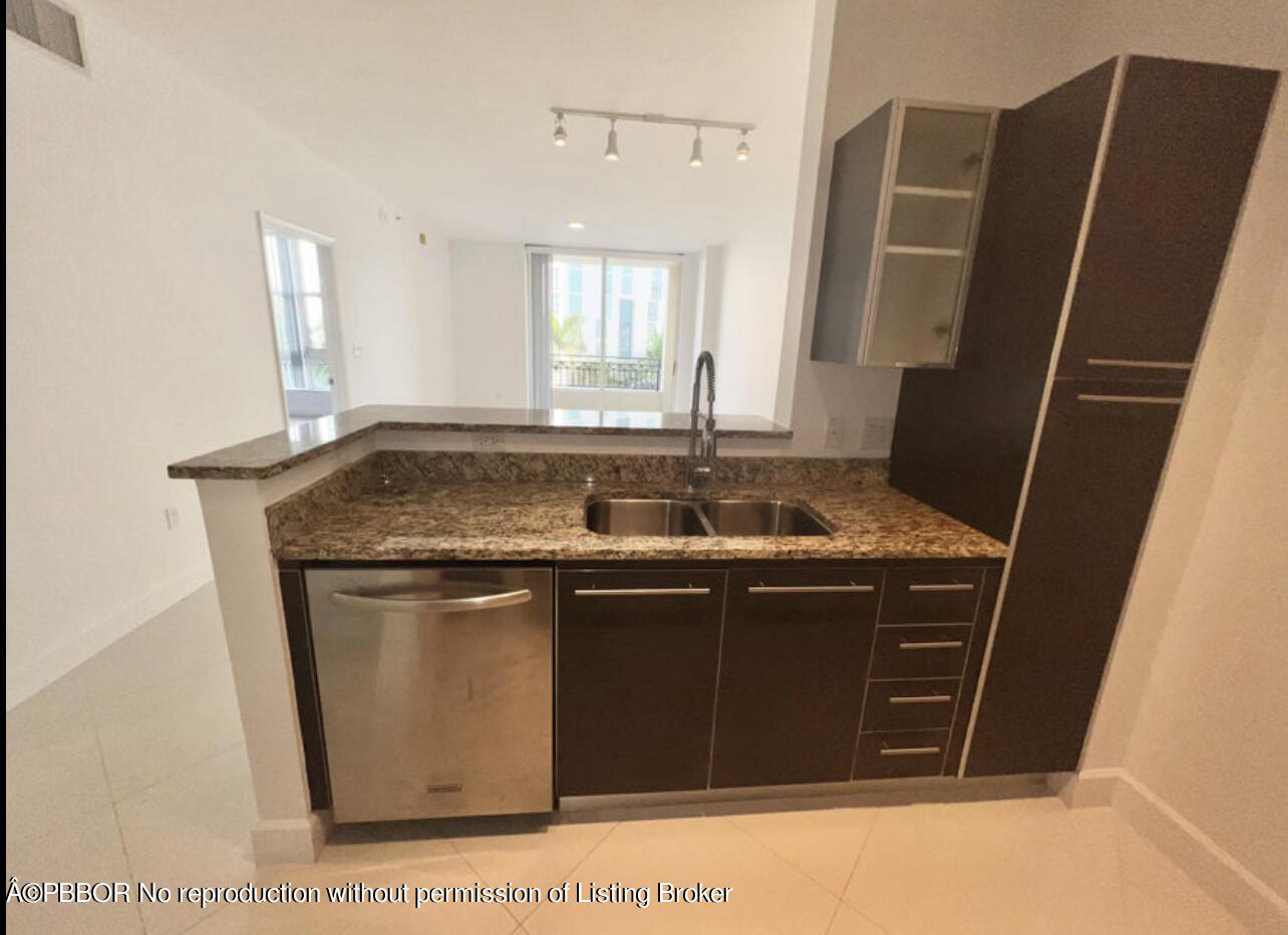 550 Okeechobee Boulevard, 514