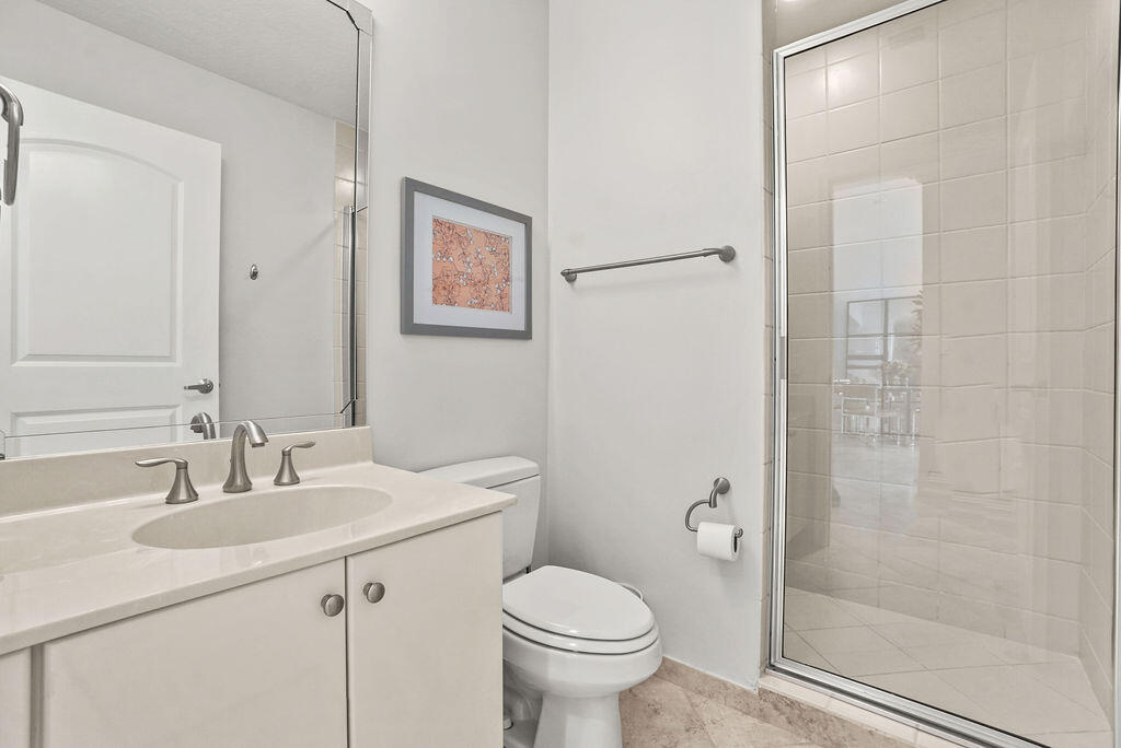 701 S Olive Avenue 1003