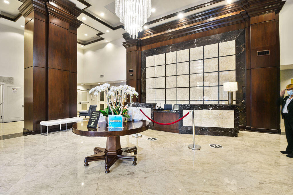 701 S Olive Avenue 1003