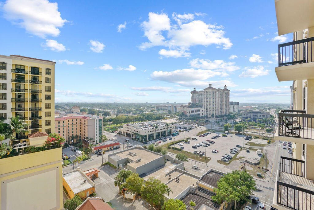 701 S Olive Avenue 1003