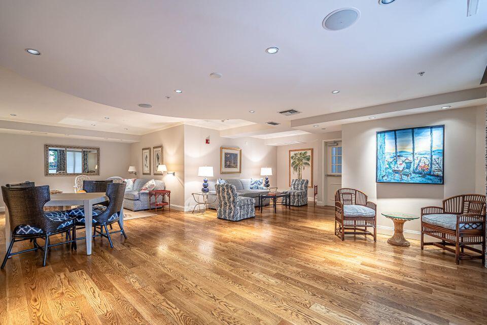 801 S Olive Avenue Unit: 403