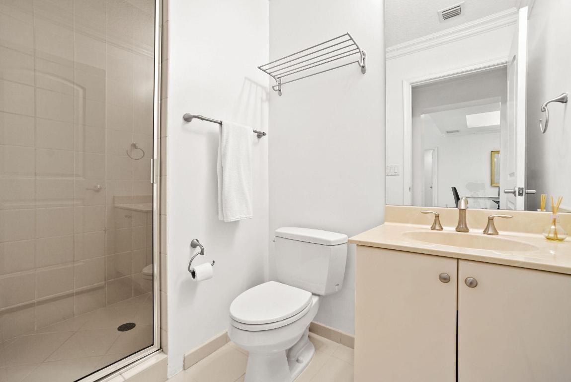 701 S Olive Avenue Unit: 1206