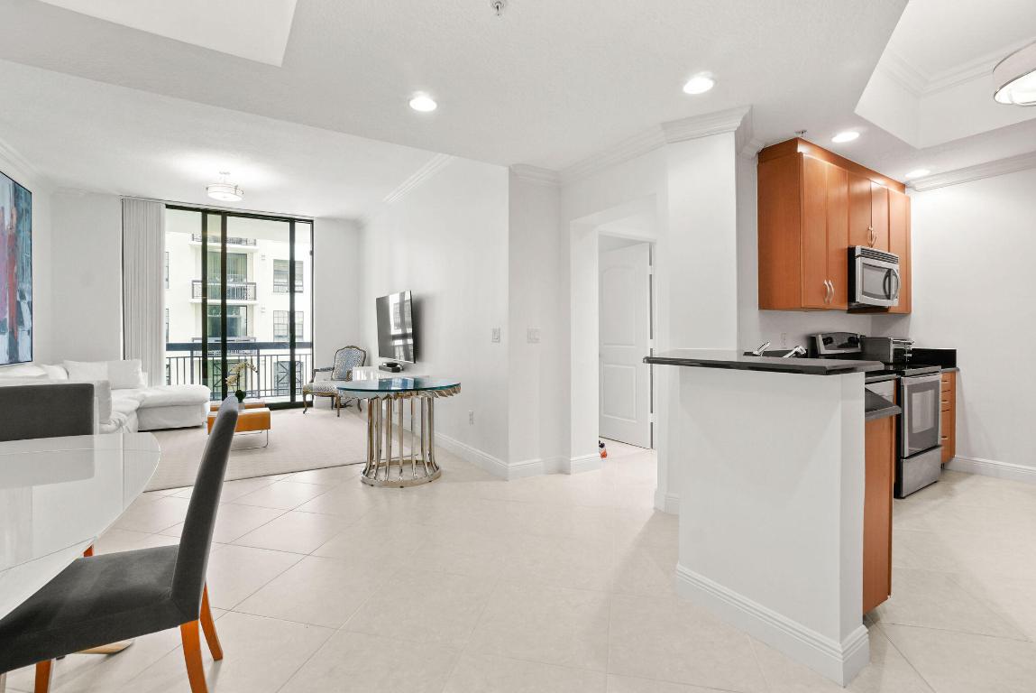 701 S Olive Avenue Unit: 1206