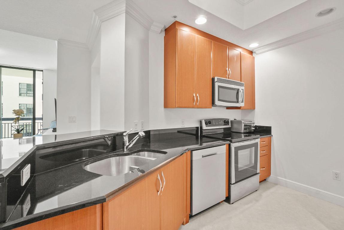 701 S Olive Avenue Unit: 1206