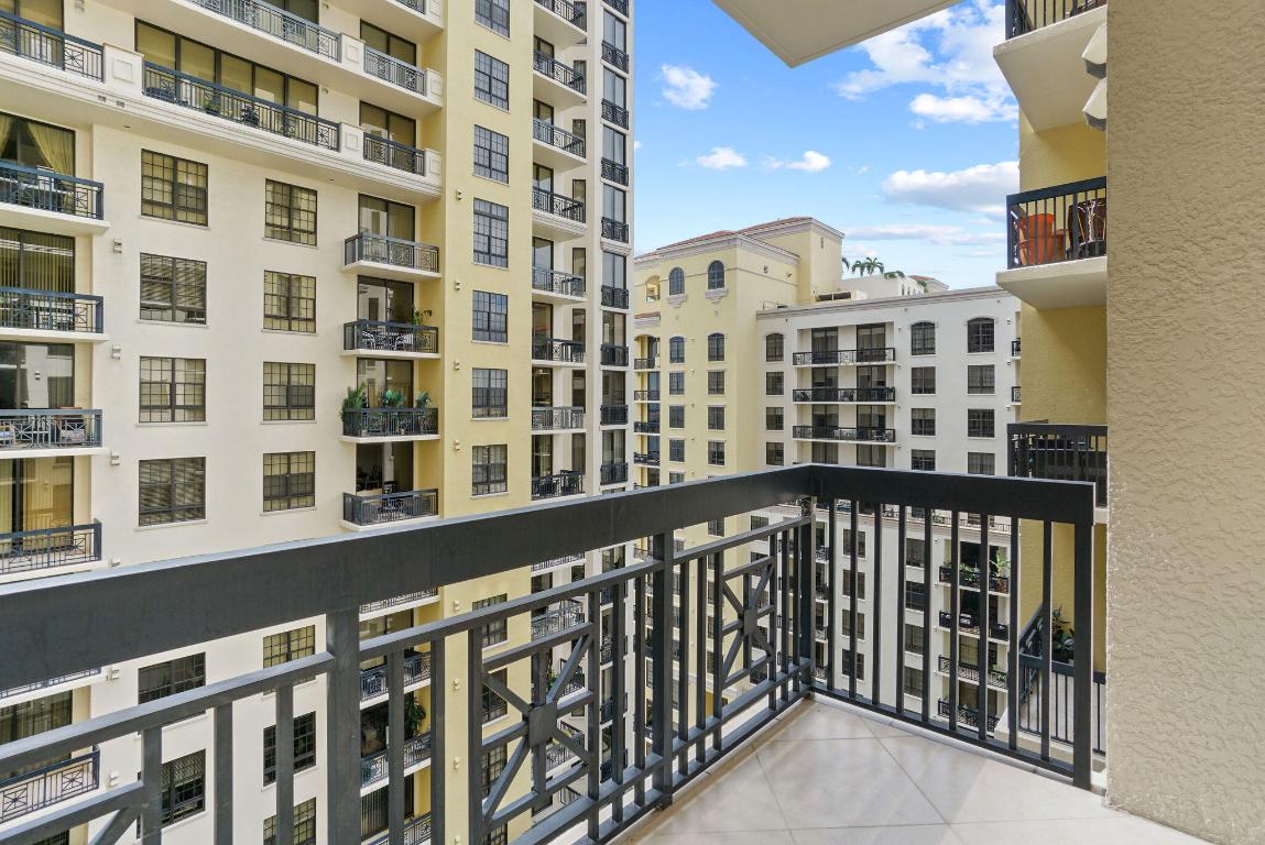 701 S Olive Avenue Unit: 1206