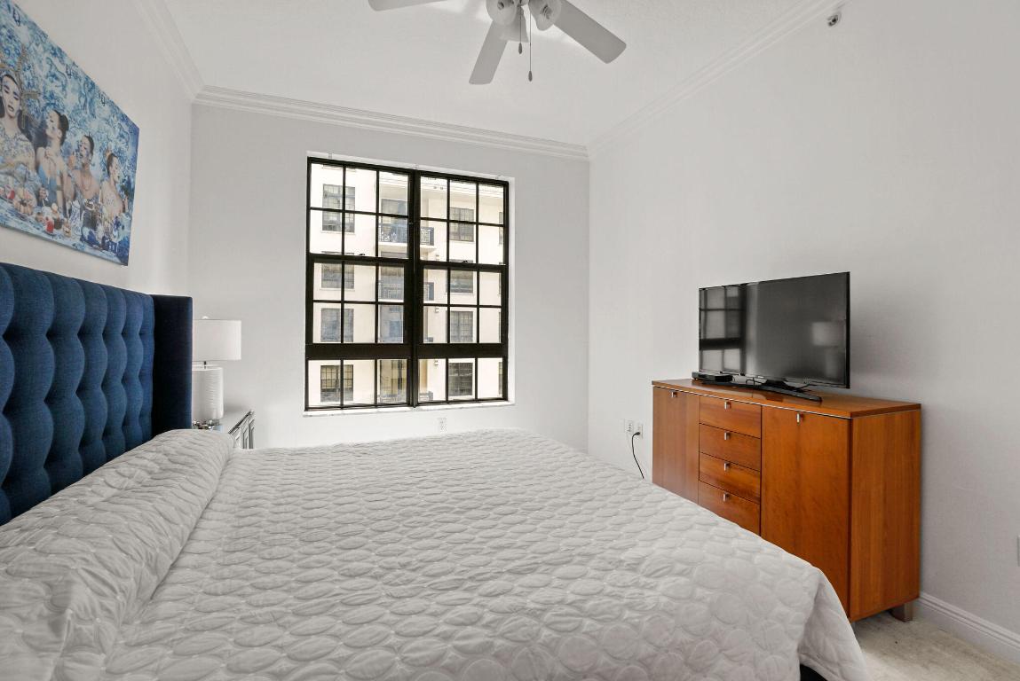 701 S Olive Avenue Unit: 1206