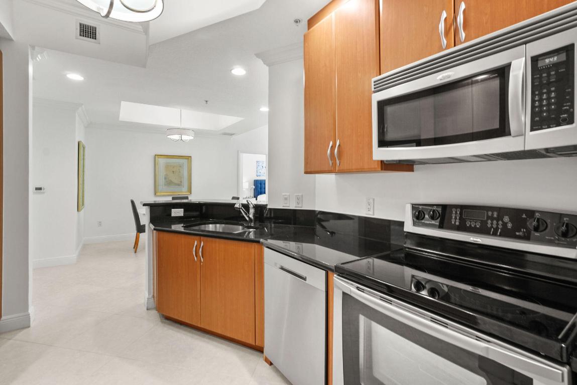 701 S Olive Avenue Unit: 1206