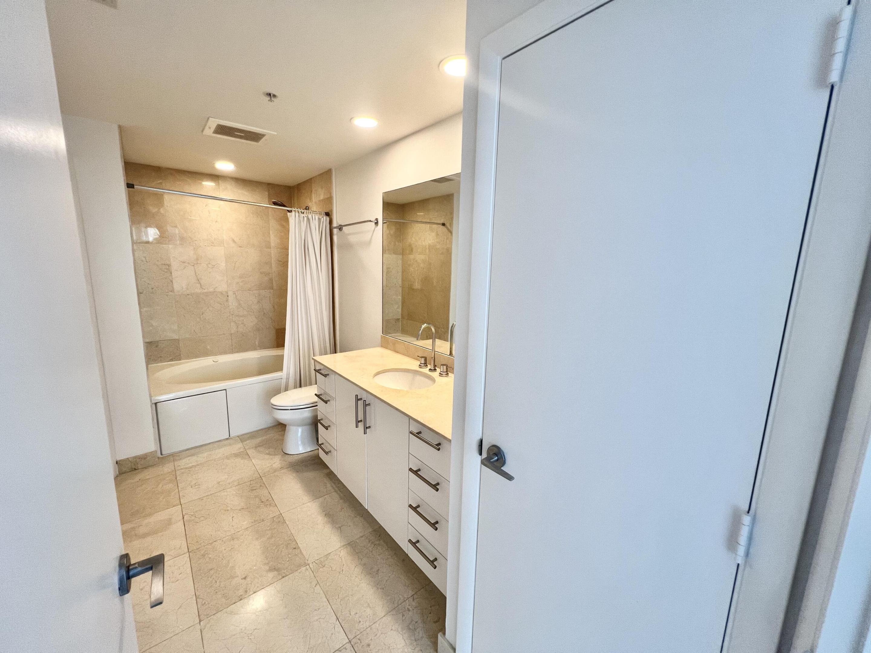 550 Okeechobee Boulevard Unit: 514