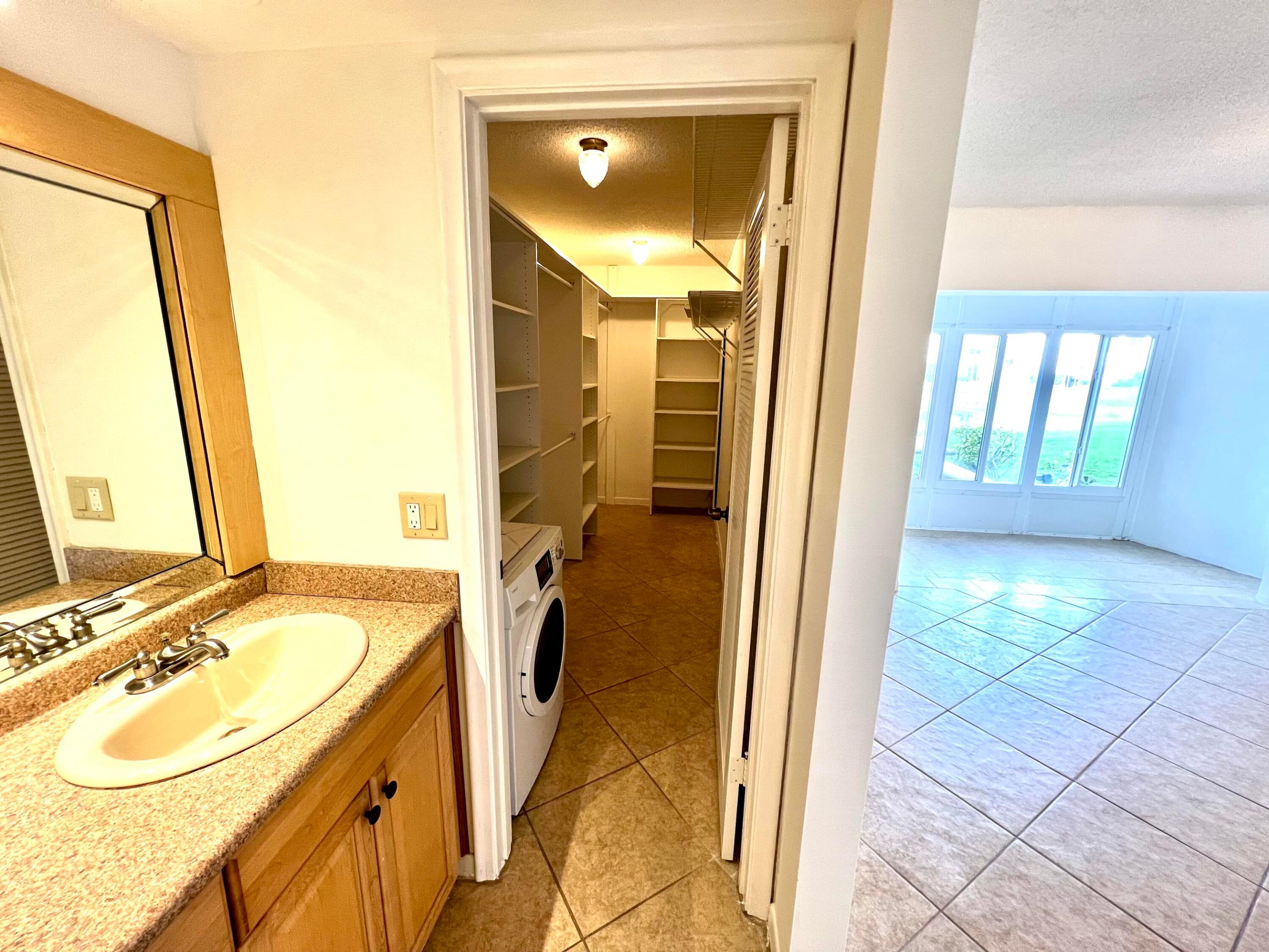 104 Wellington F Unit: 104