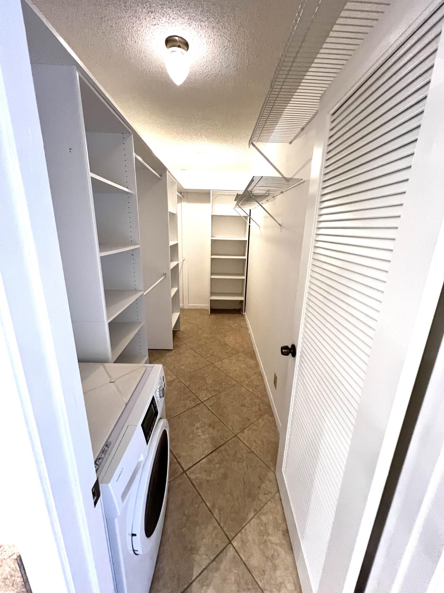 104 Wellington F Unit: 104