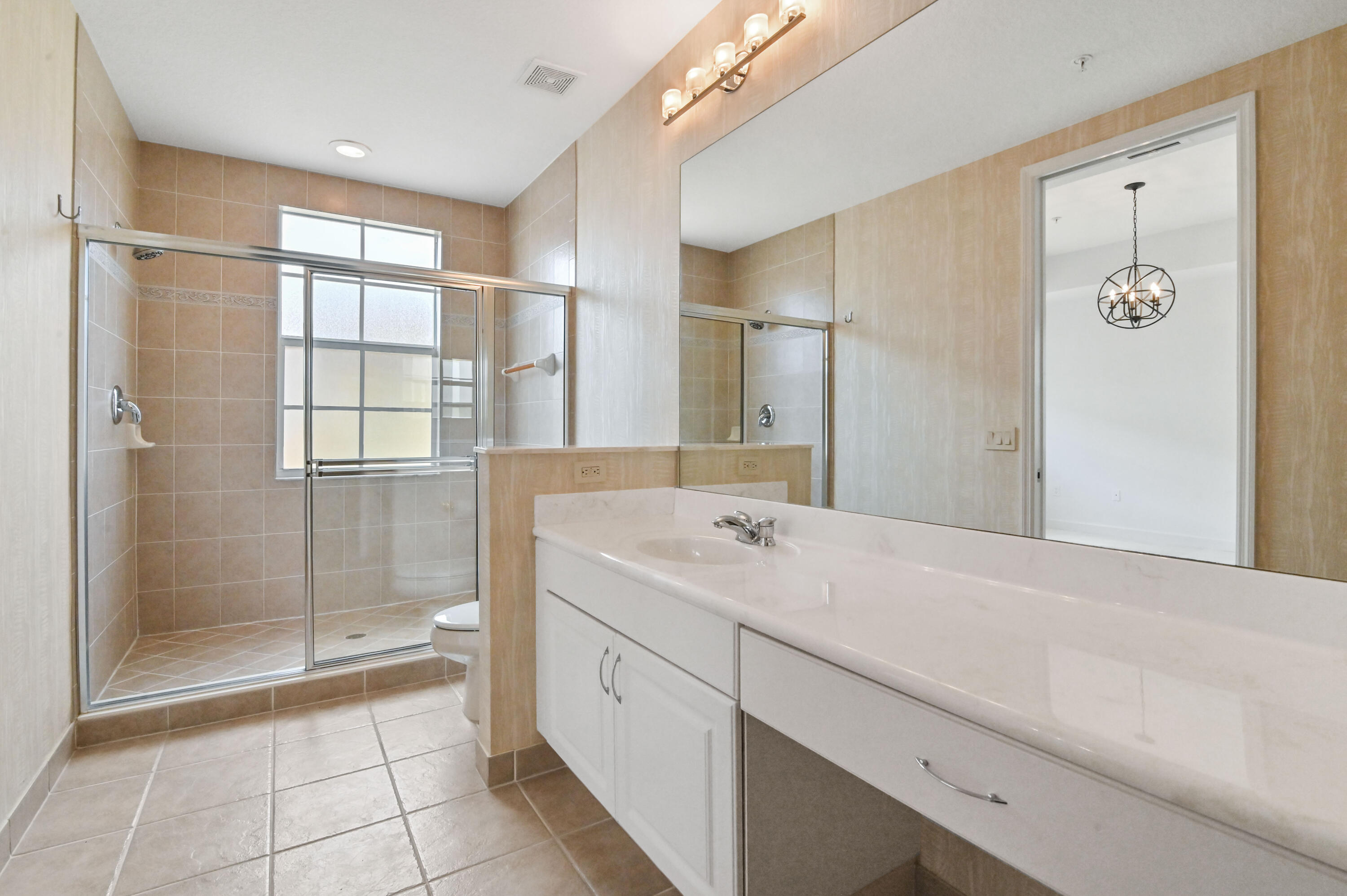 2532 Gardens Parkway