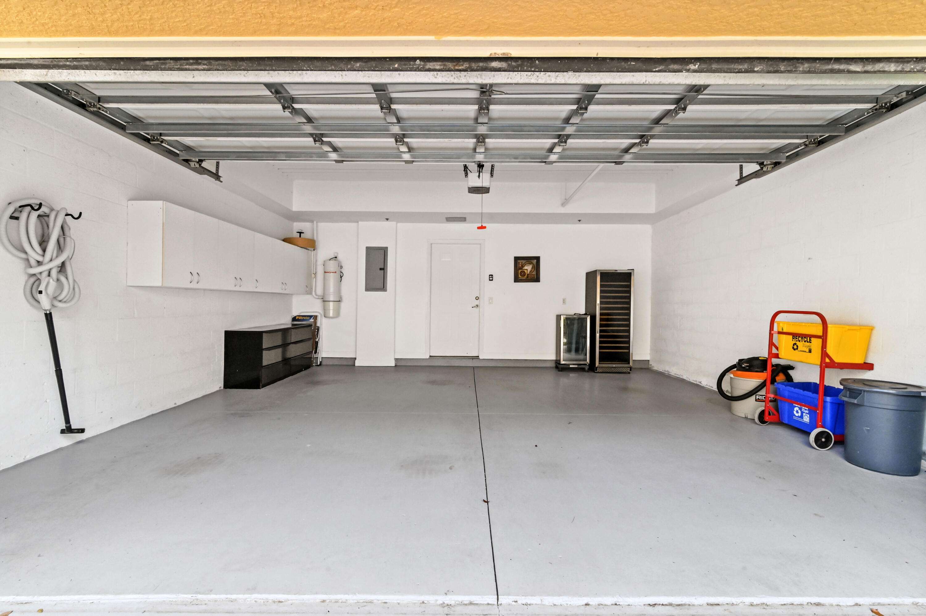 2532 Gardens Parkway