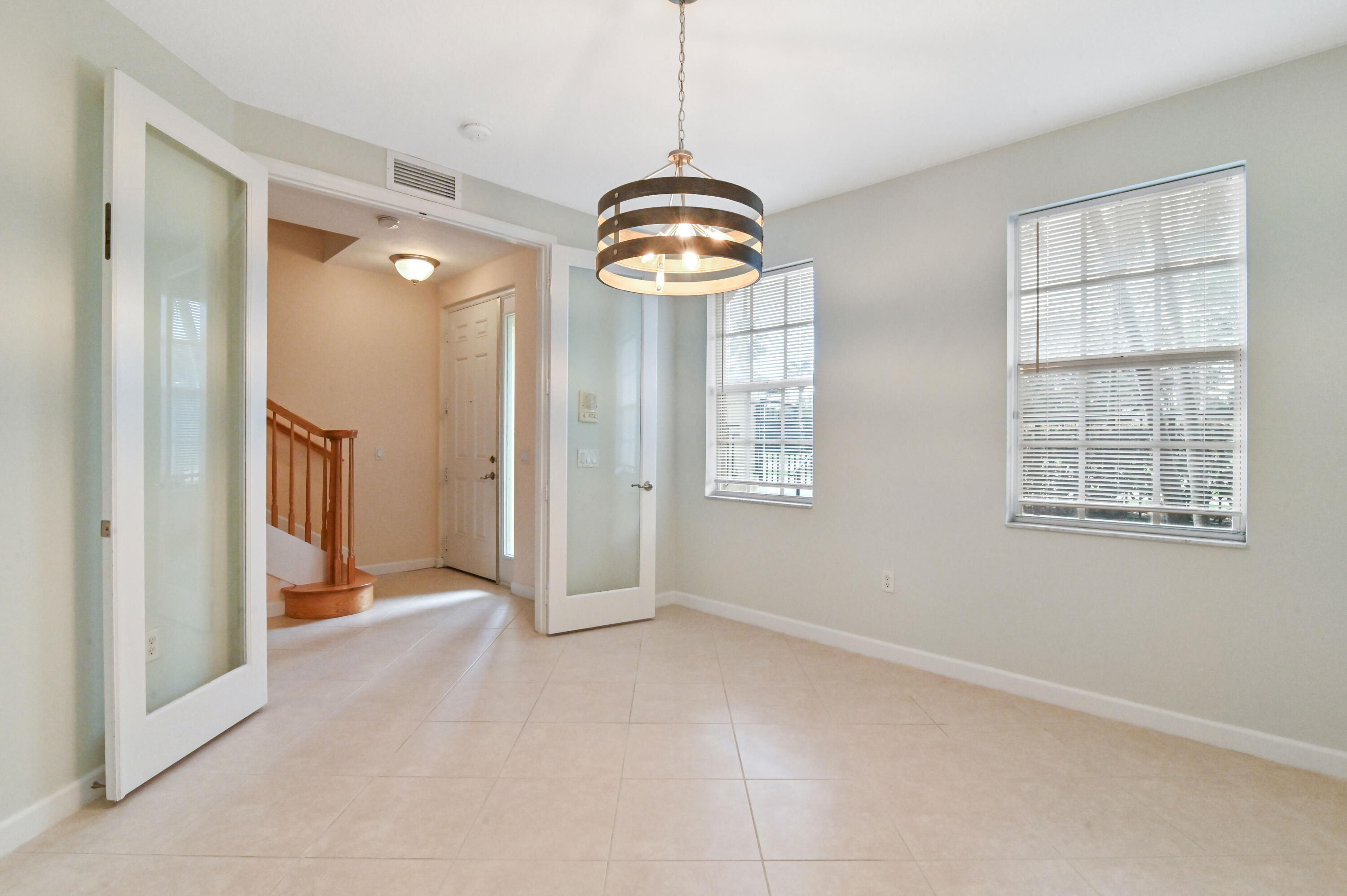 2532 Gardens Parkway