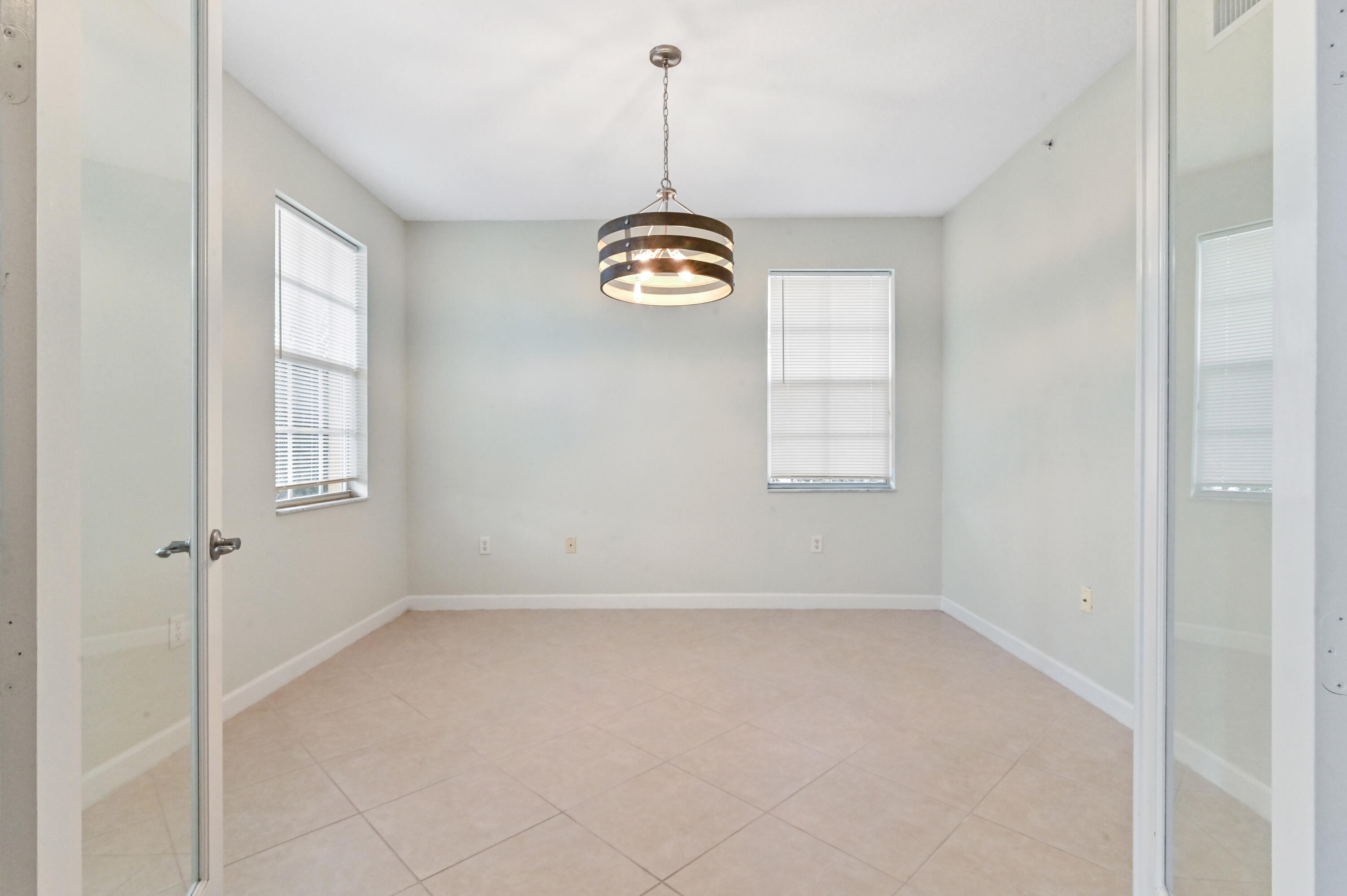 2532 Gardens Parkway