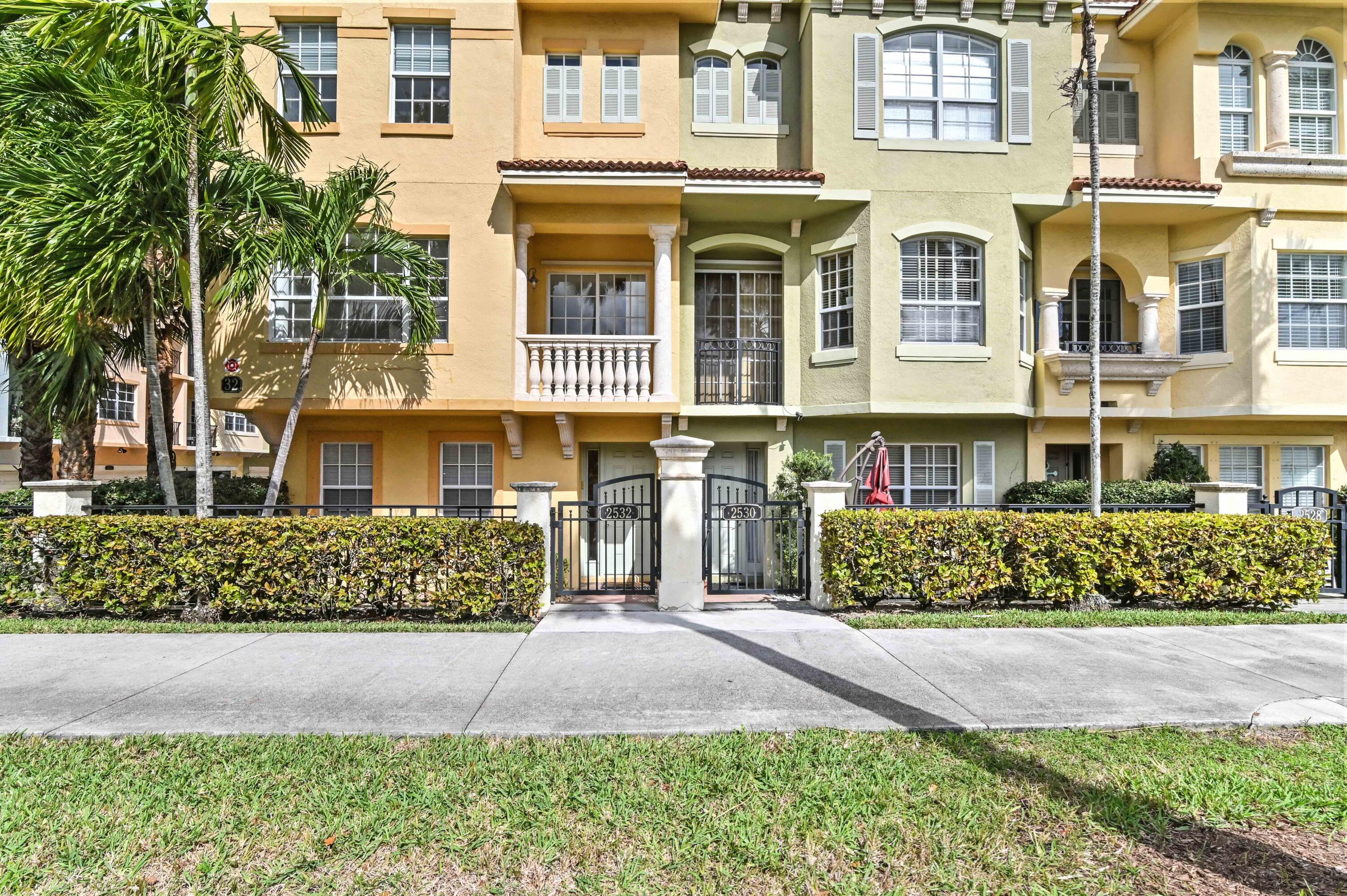 2532 Gardens Parkway