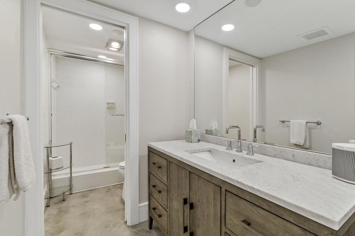 226 Brazilian Avenue 2 C